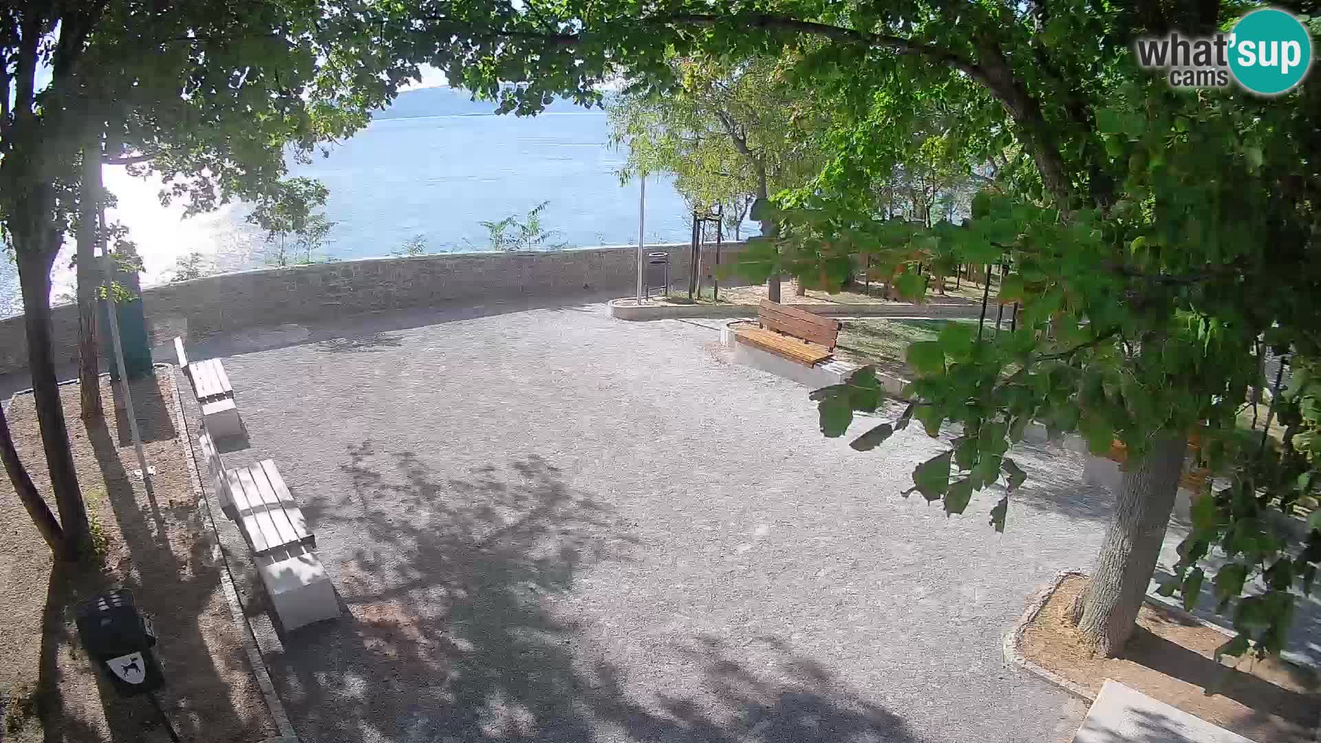 Kamera uživo Senj – Park književnika i Velebitski kanal