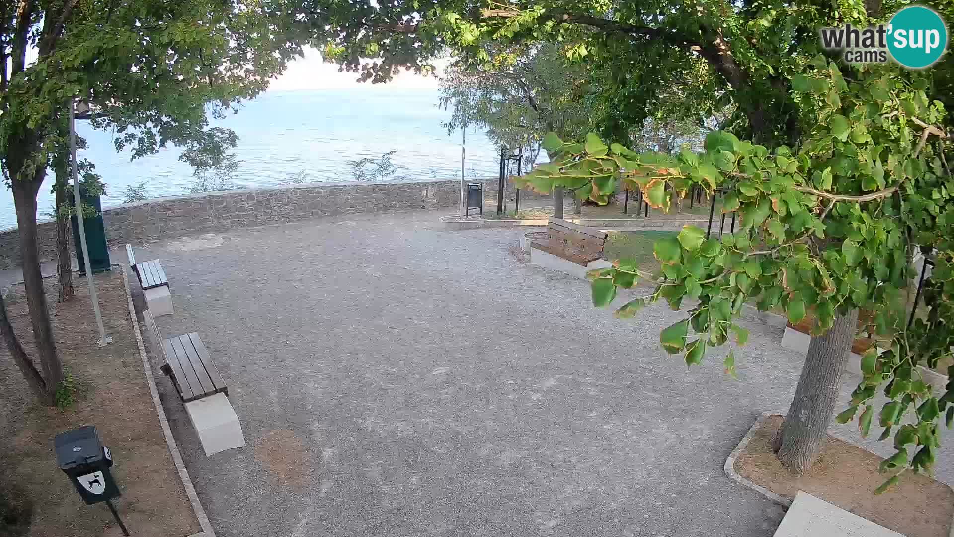 Kamera uživo Senj – Park književnika i Velebitski kanal