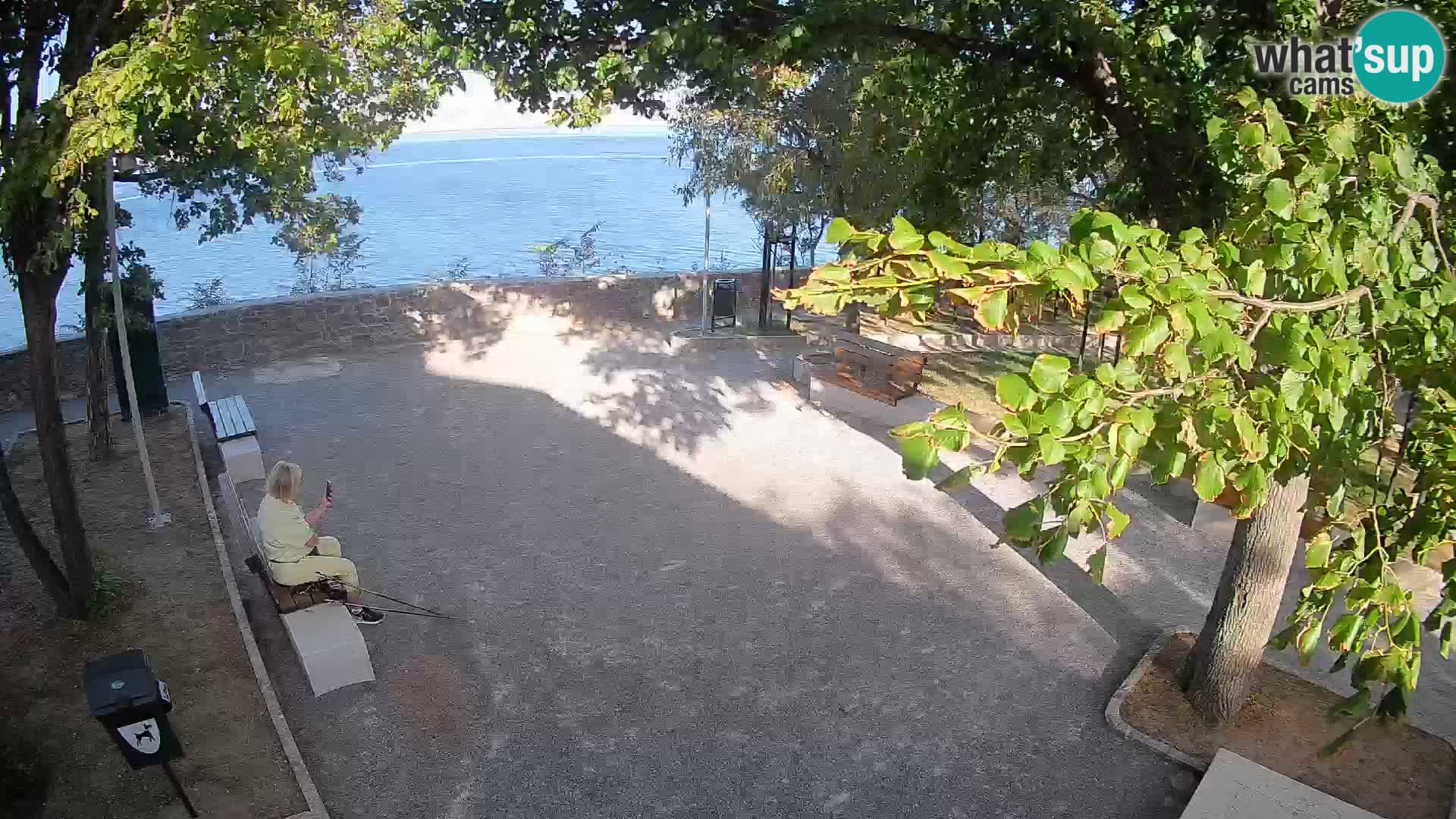 Senj Live Webcam – Schriftstellerpark und Velebit-Kanal