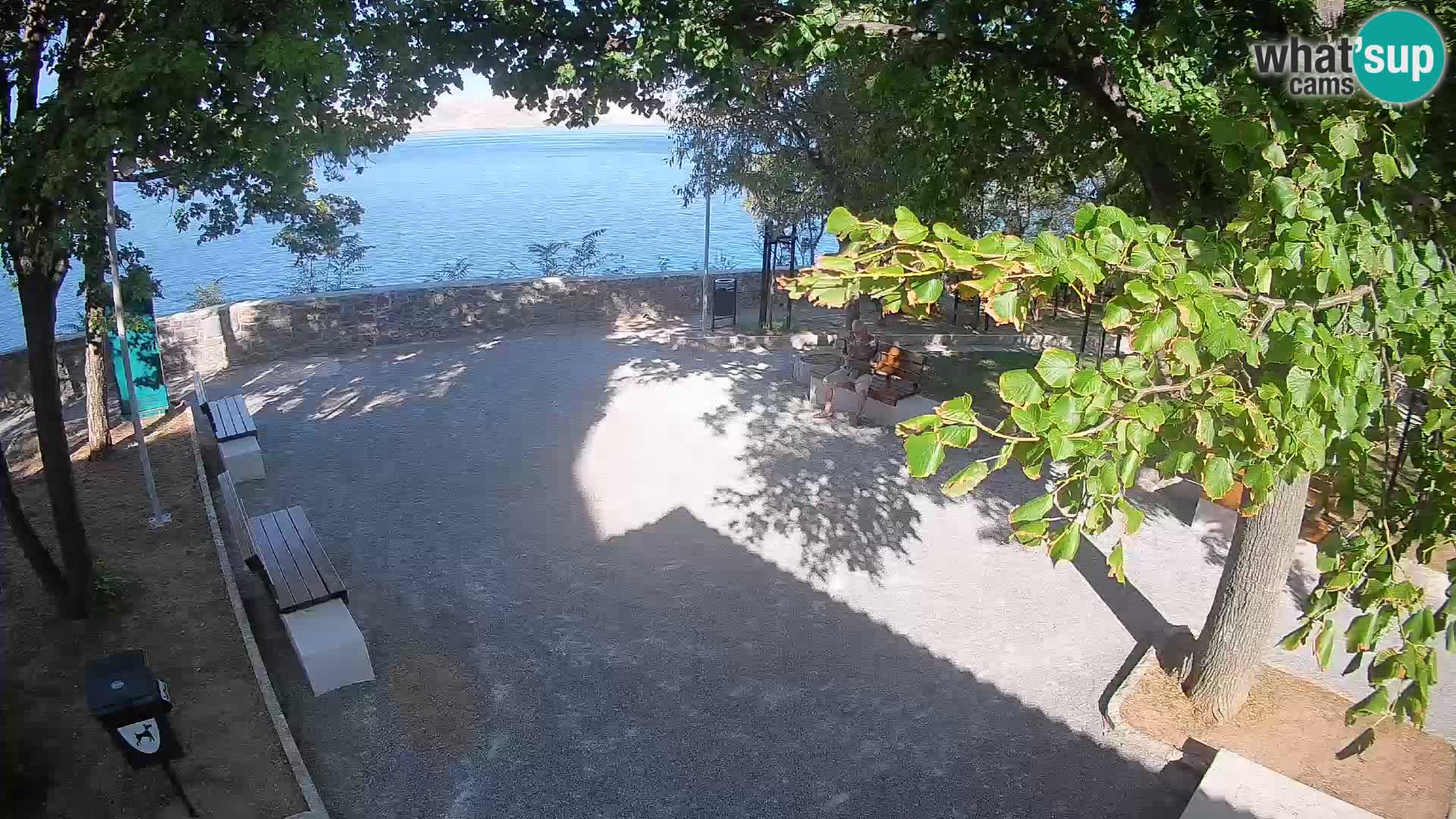 Webcam Senj en direct – Parc des Écrivains et canal du Velebit