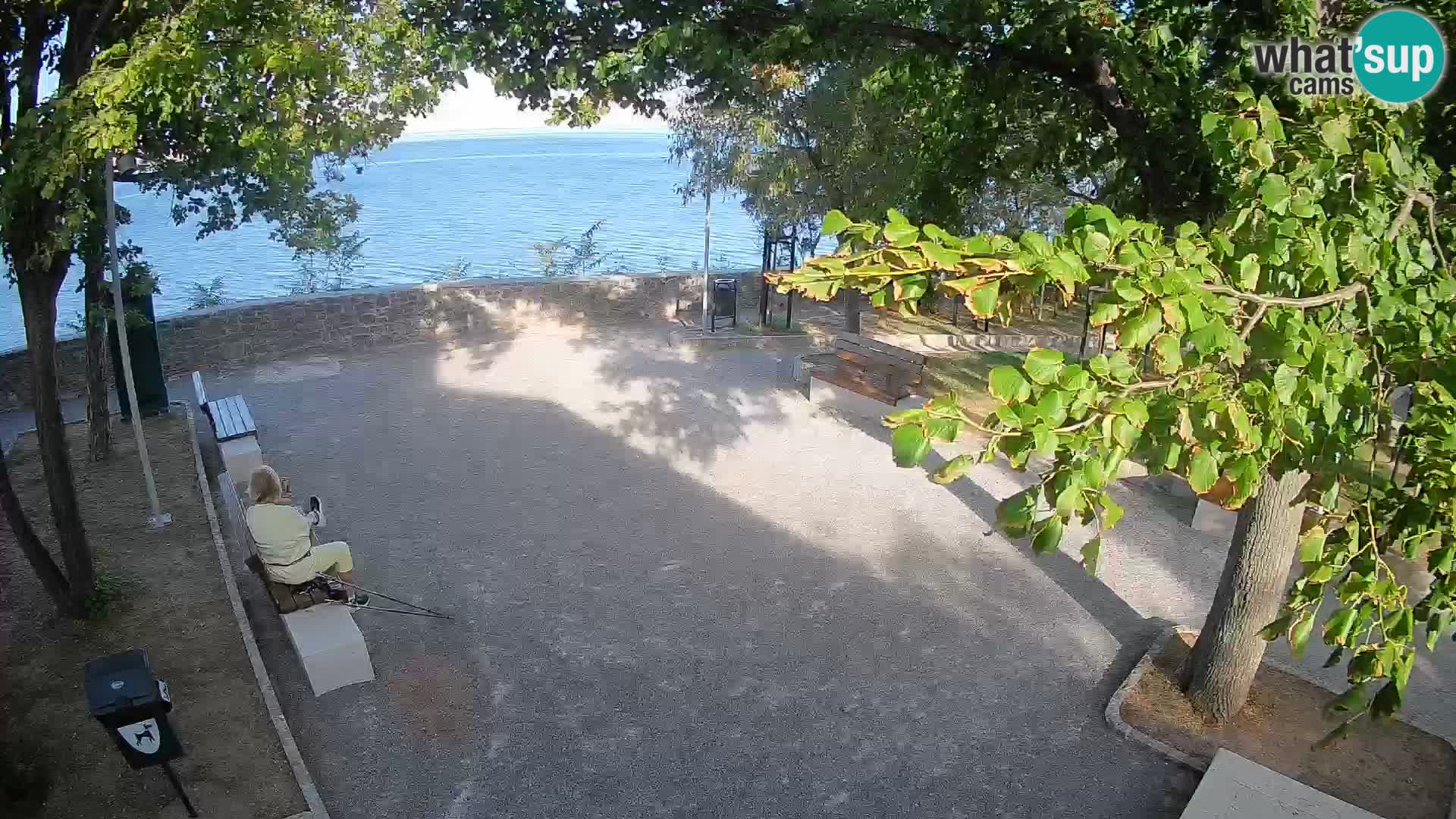 Kamera uživo Senj – Park književnika i Velebitski kanal