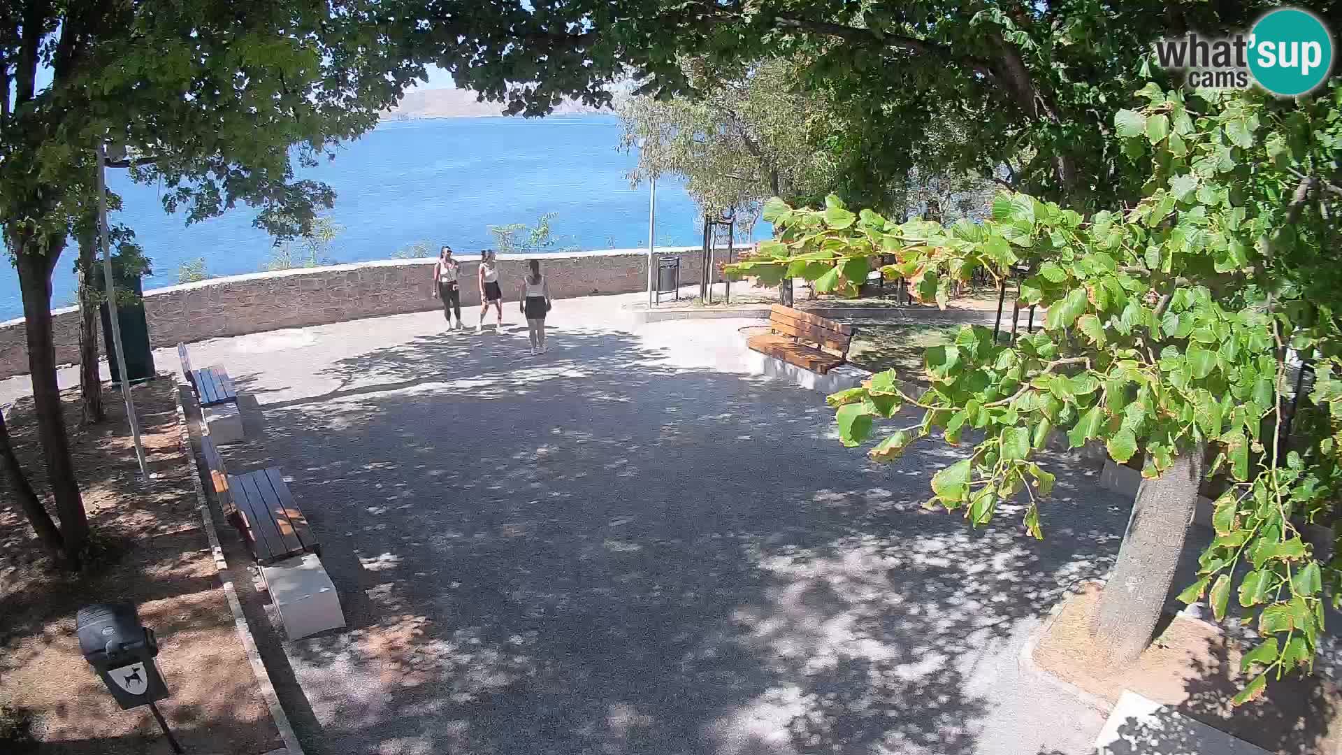 Kamera uživo Senj – Park književnika i Velebitski kanal
