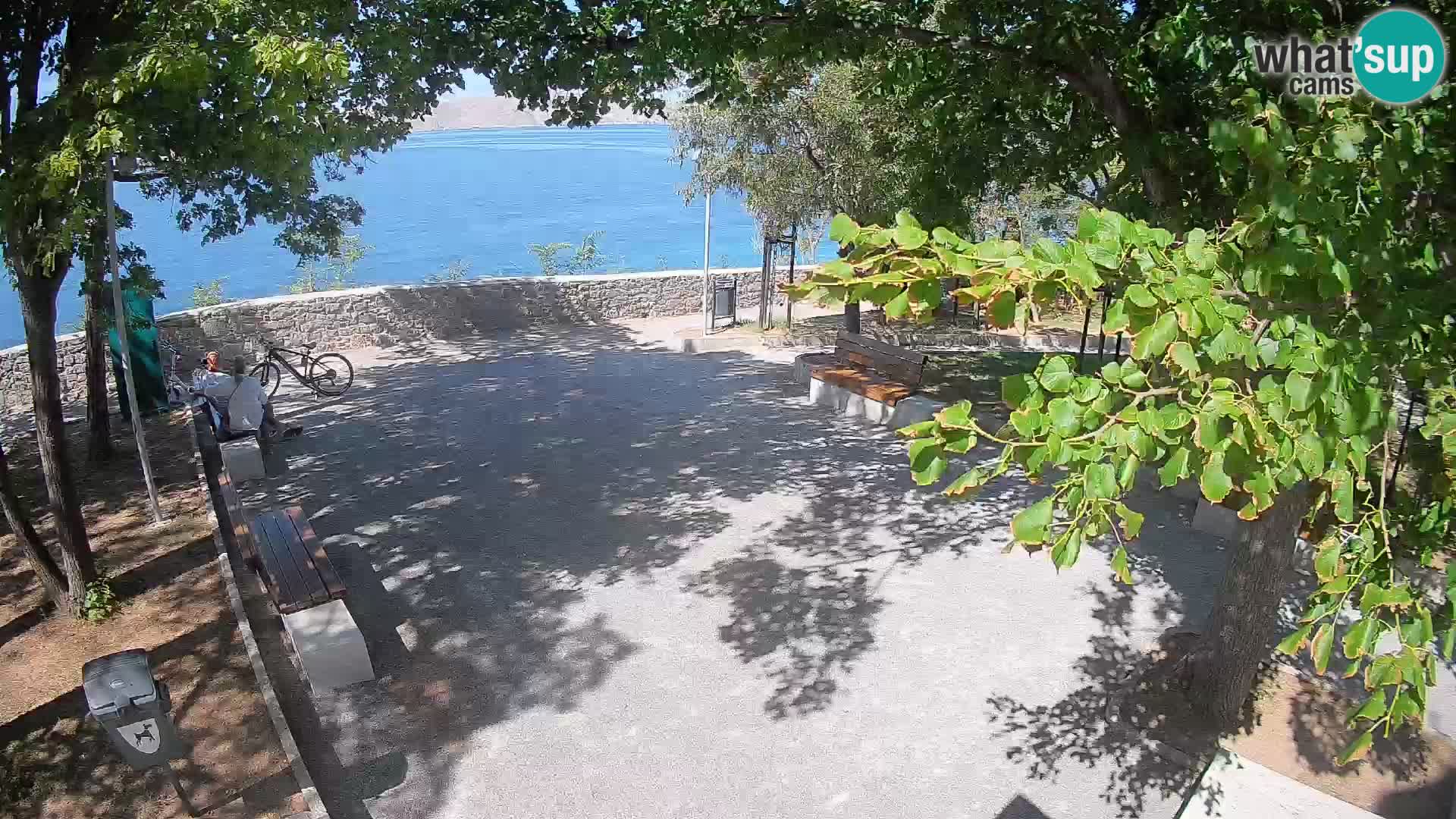 Spletna kamera Senj v živo – Park pisateljev in Velebitski kanal