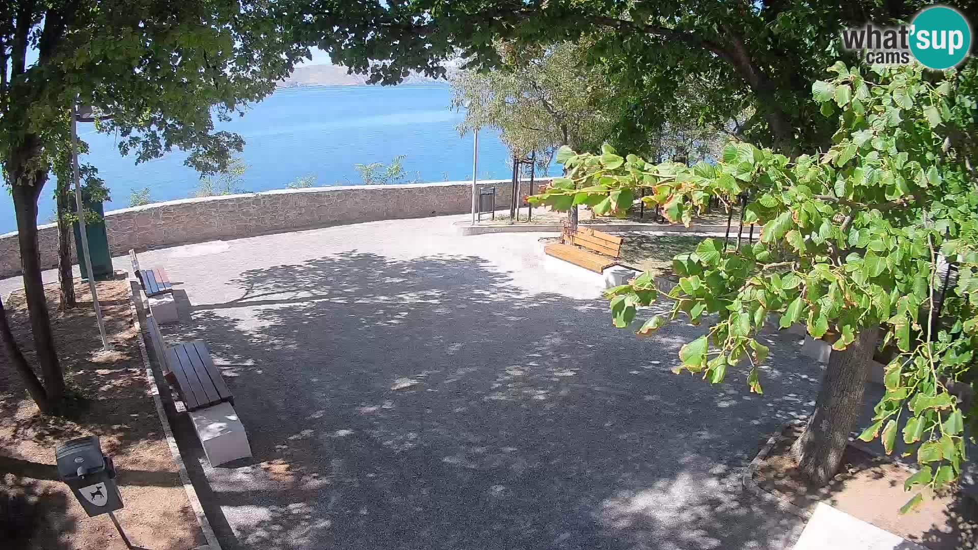 Kamera uživo Senj – Park književnika i Velebitski kanal