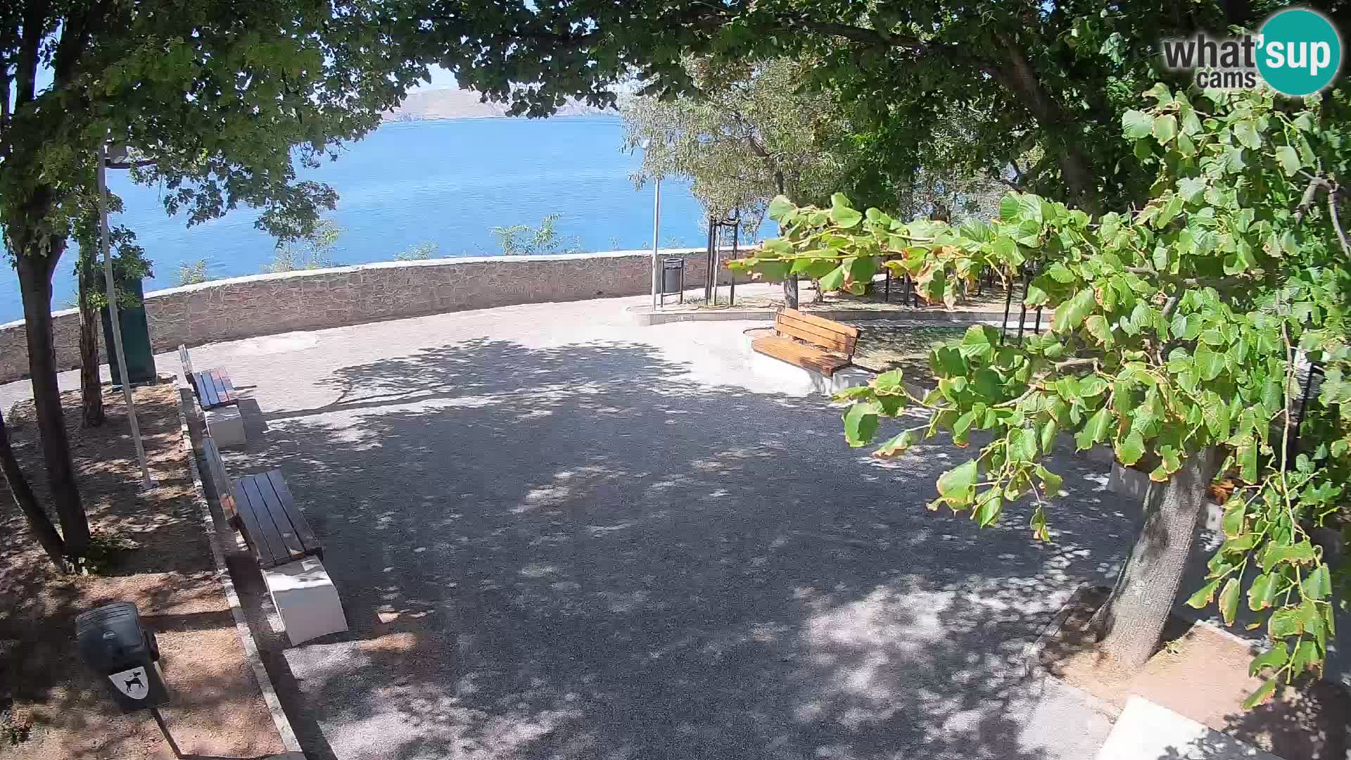 Kamera uživo Senj – Park književnika i Velebitski kanal