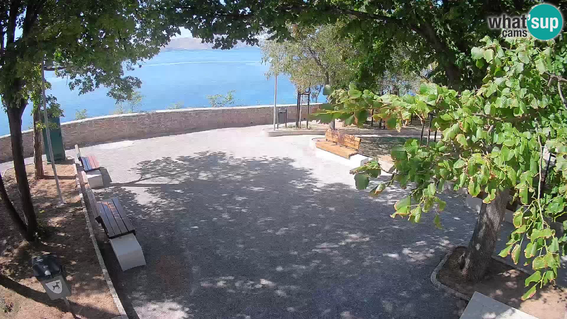 Kamera uživo Senj – Park književnika i Velebitski kanal