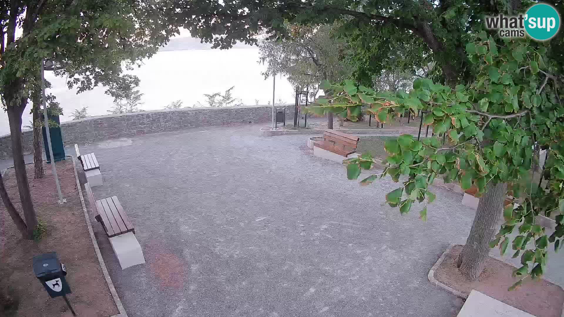 Senj Live Webcam – Schriftstellerpark und Velebit-Kanal