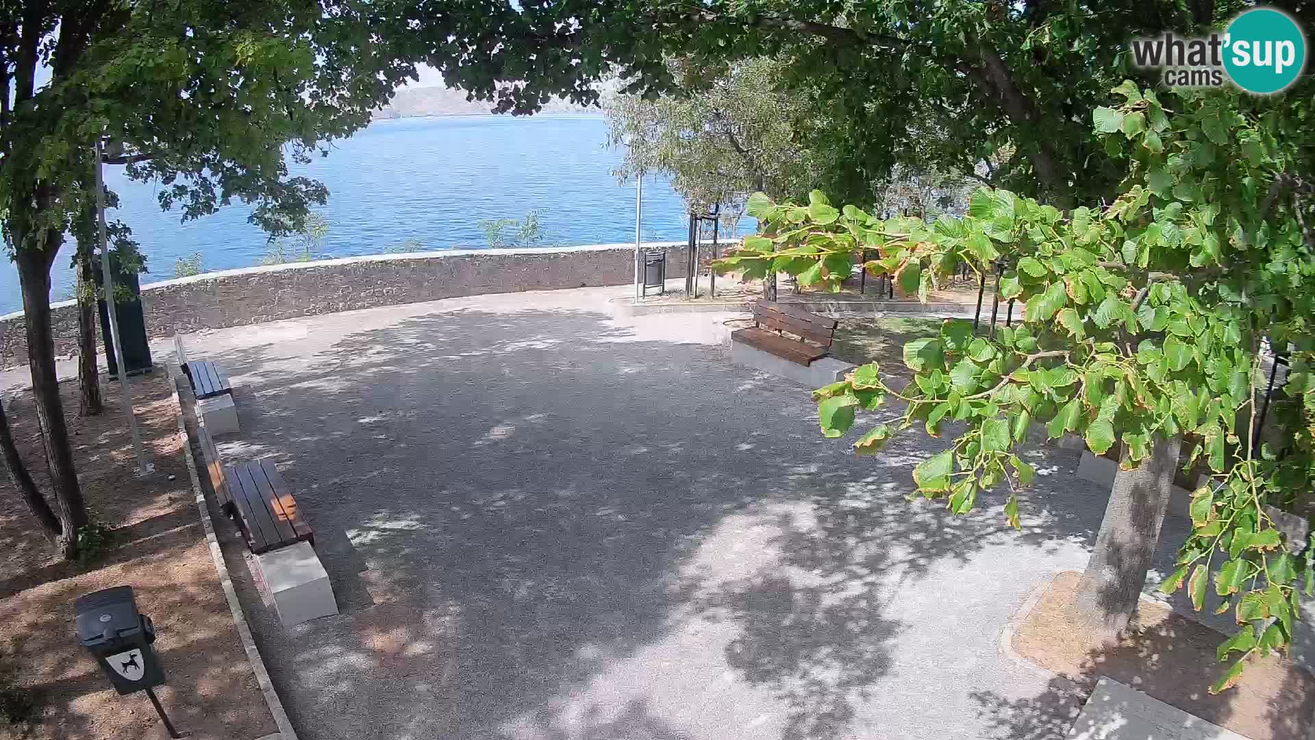 Kamera uživo Senj – Park književnika i Velebitski kanal