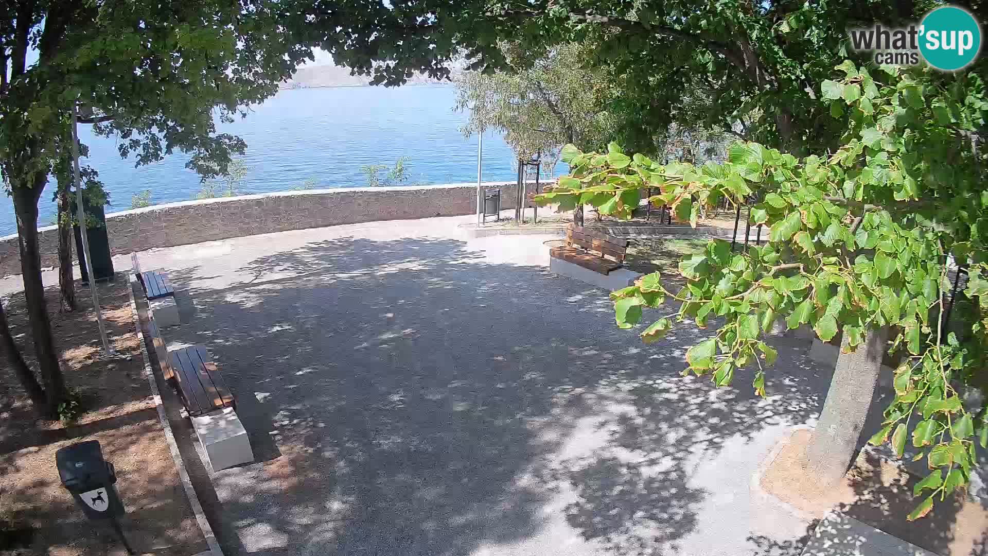 Webcam Senj en direct – Parc des Écrivains et canal du Velebit