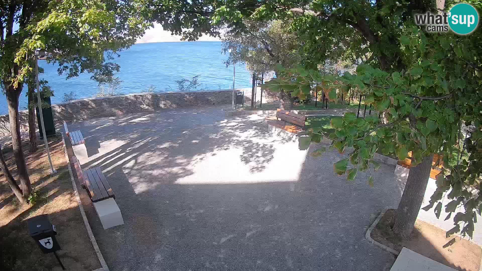 Kamera uživo Senj – Park književnika i Velebitski kanal