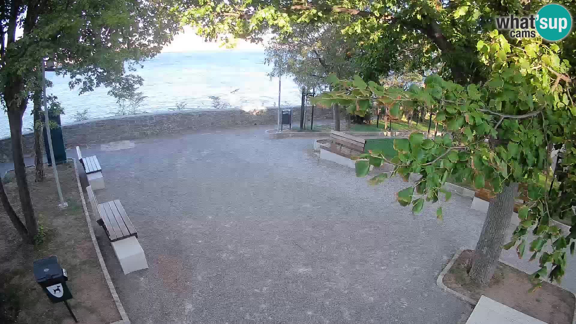 Webcam Senj en direct – Parc des Écrivains et canal du Velebit