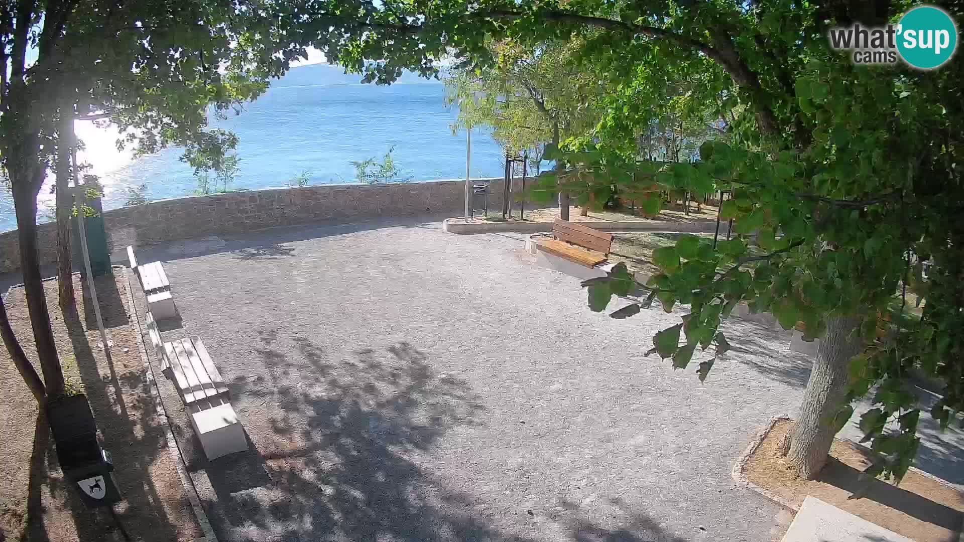 Kamera uživo Senj – Park književnika i Velebitski kanal