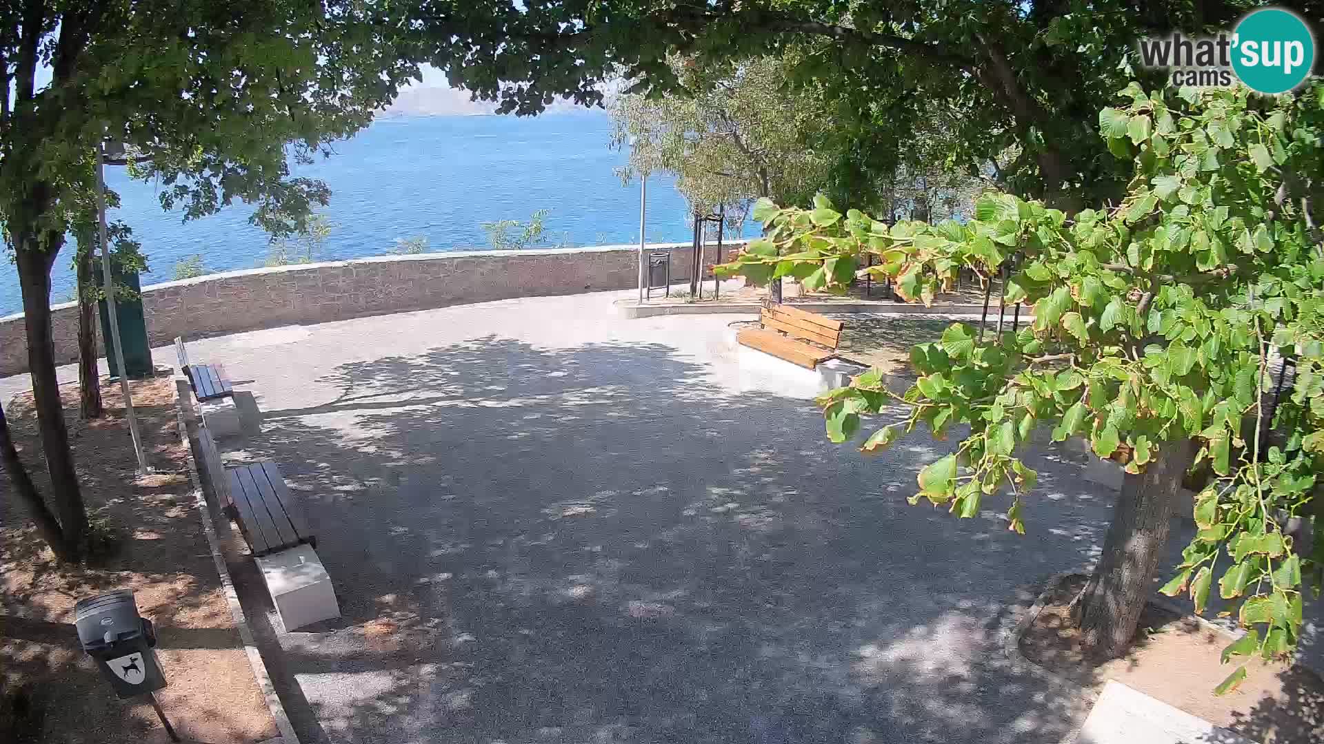 Kamera uživo Senj – Park književnika i Velebitski kanal