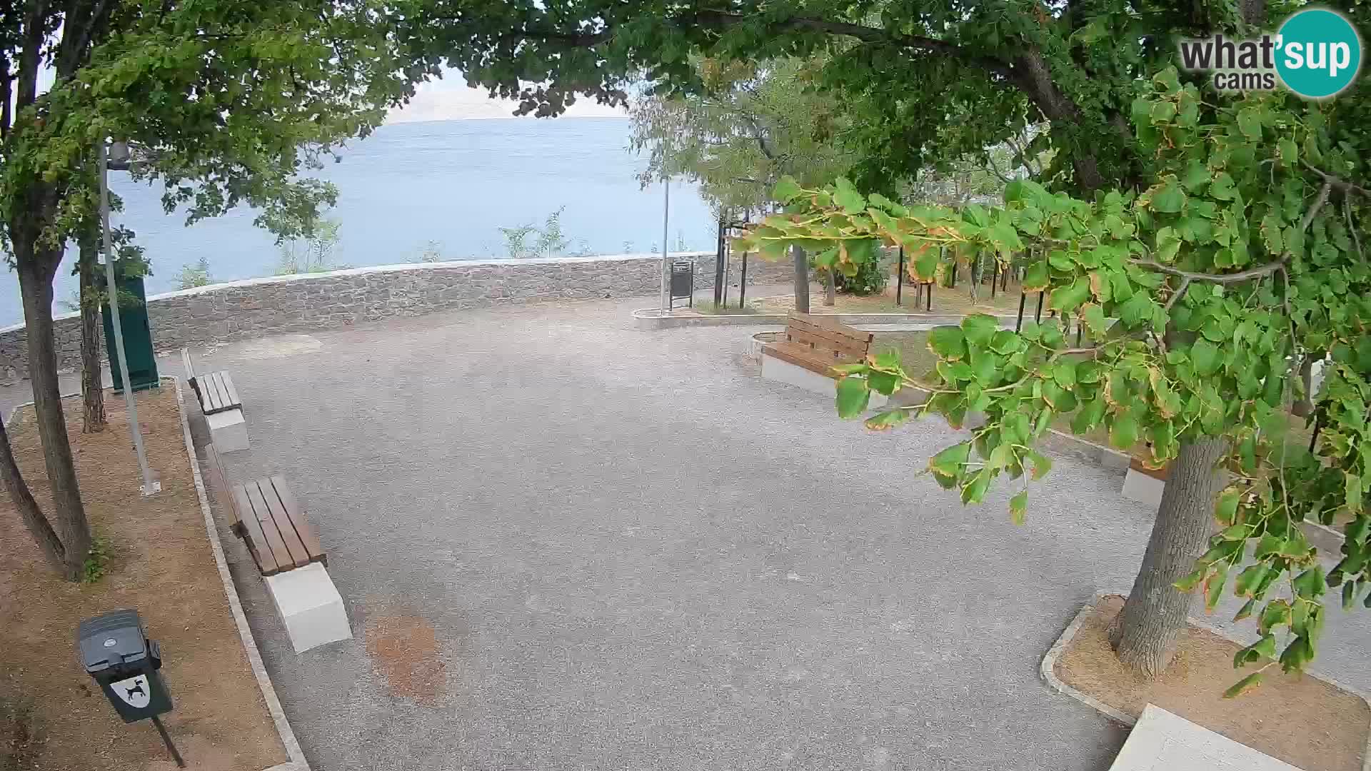 Webcam Senj en direct – Parc des Écrivains et canal du Velebit