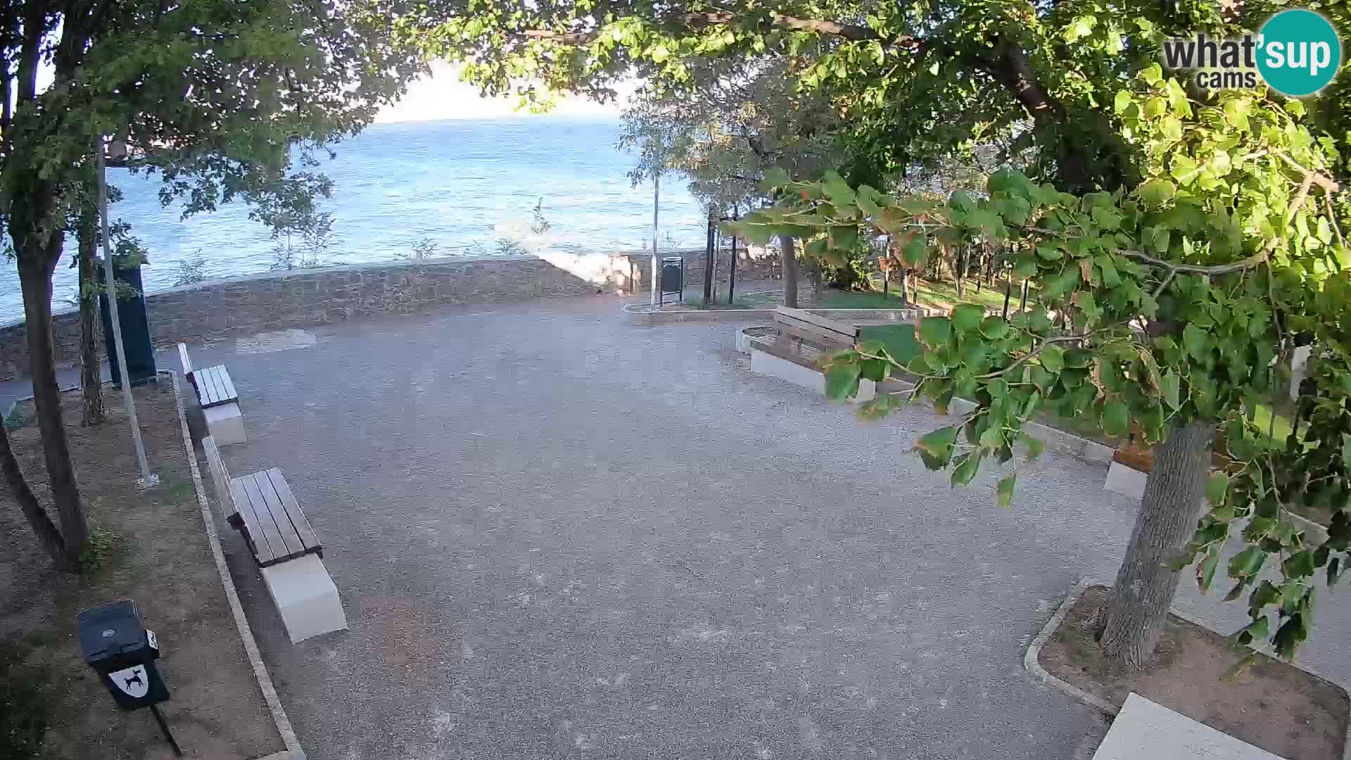 Kamera uživo Senj – Park književnika i Velebitski kanal