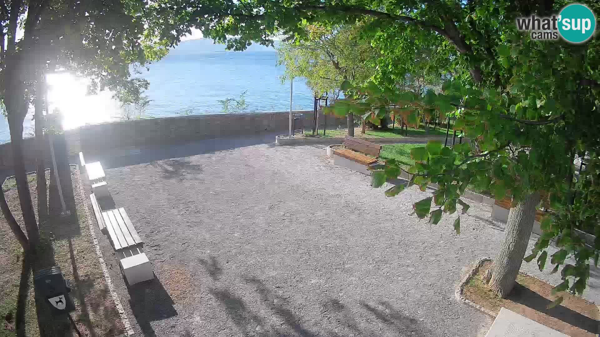 Kamera uživo Senj – Park književnika i Velebitski kanal