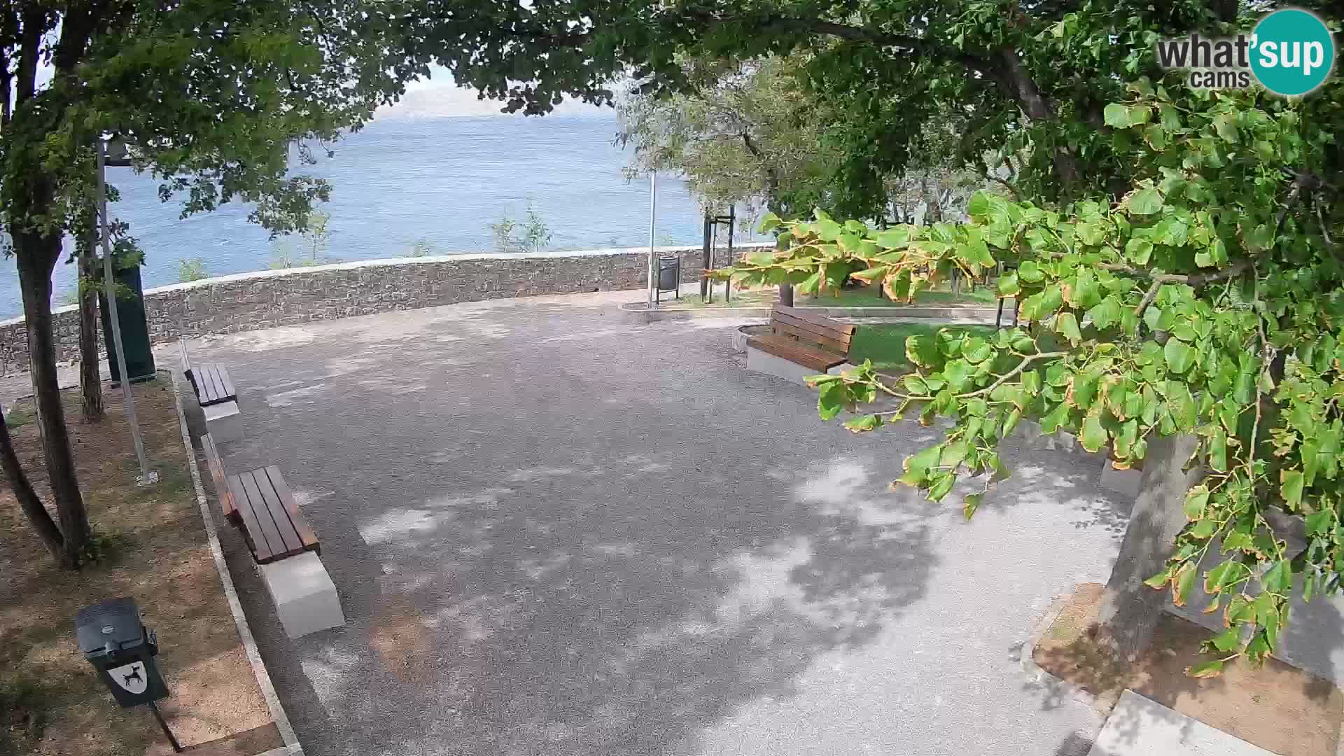 Webcam Senj en direct – Parc des Écrivains et canal du Velebit