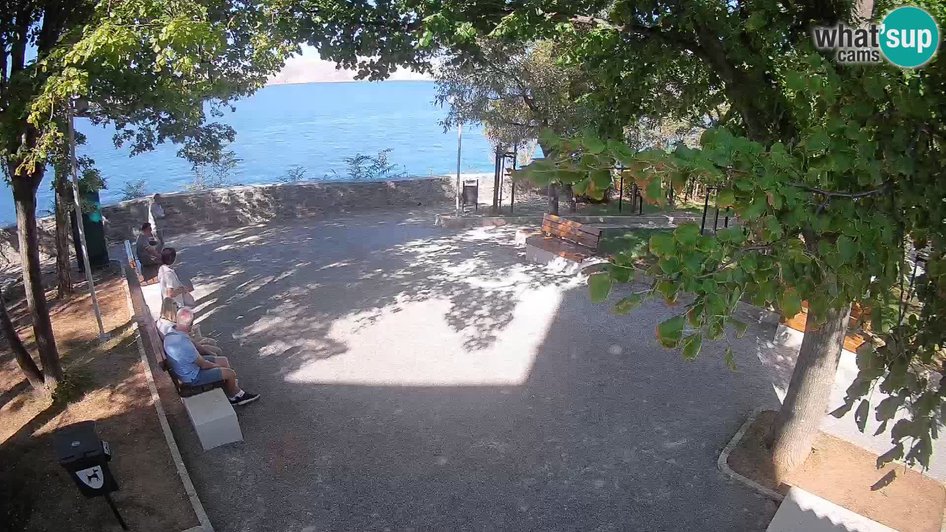 Webcam Senj en direct – Parc des Écrivains et canal du Velebit