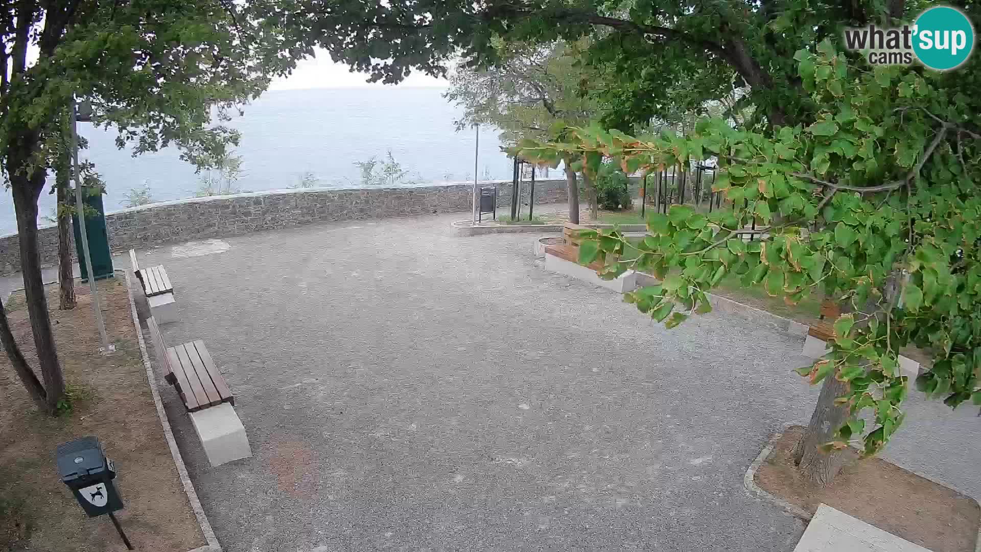 Senj Live Webcam – Schriftstellerpark und Velebit-Kanal