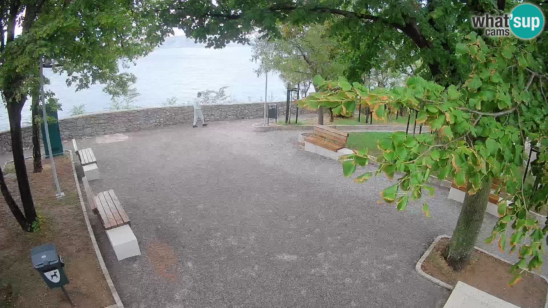 Webcam Senj en direct – Parc des Écrivains et canal du Velebit