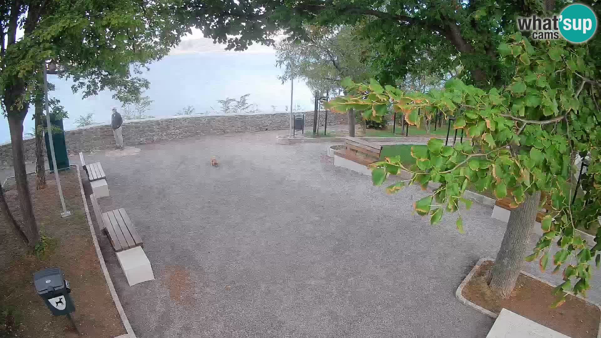Senj Live Webcam – Schriftstellerpark und Velebit-Kanal