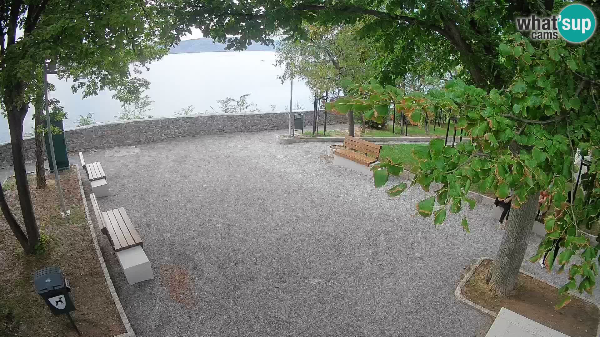 Senj Live Webcam – Schriftstellerpark und Velebit-Kanal
