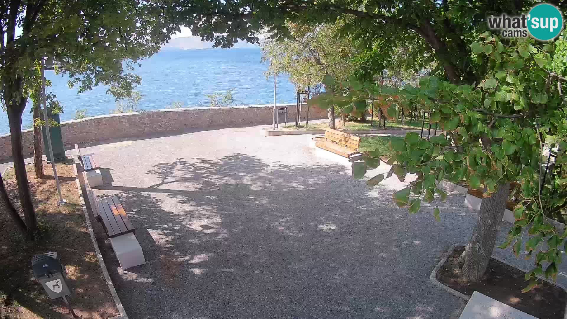 Kamera uživo Senj – Park književnika i Velebitski kanal