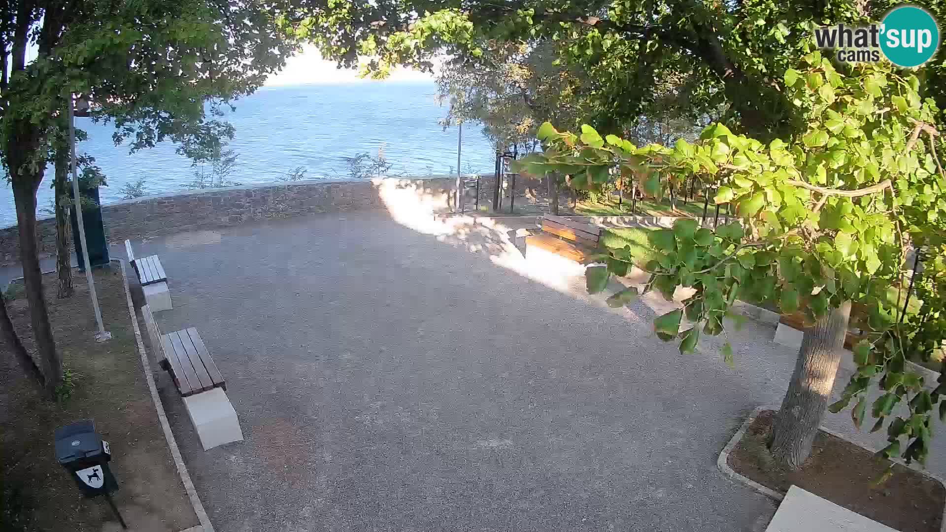 Kamera uživo Senj – Park književnika i Velebitski kanal
