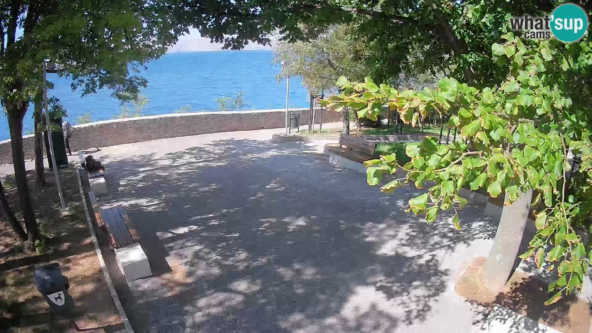 Webcam Senj en direct – Parc des Écrivains et canal du Velebit