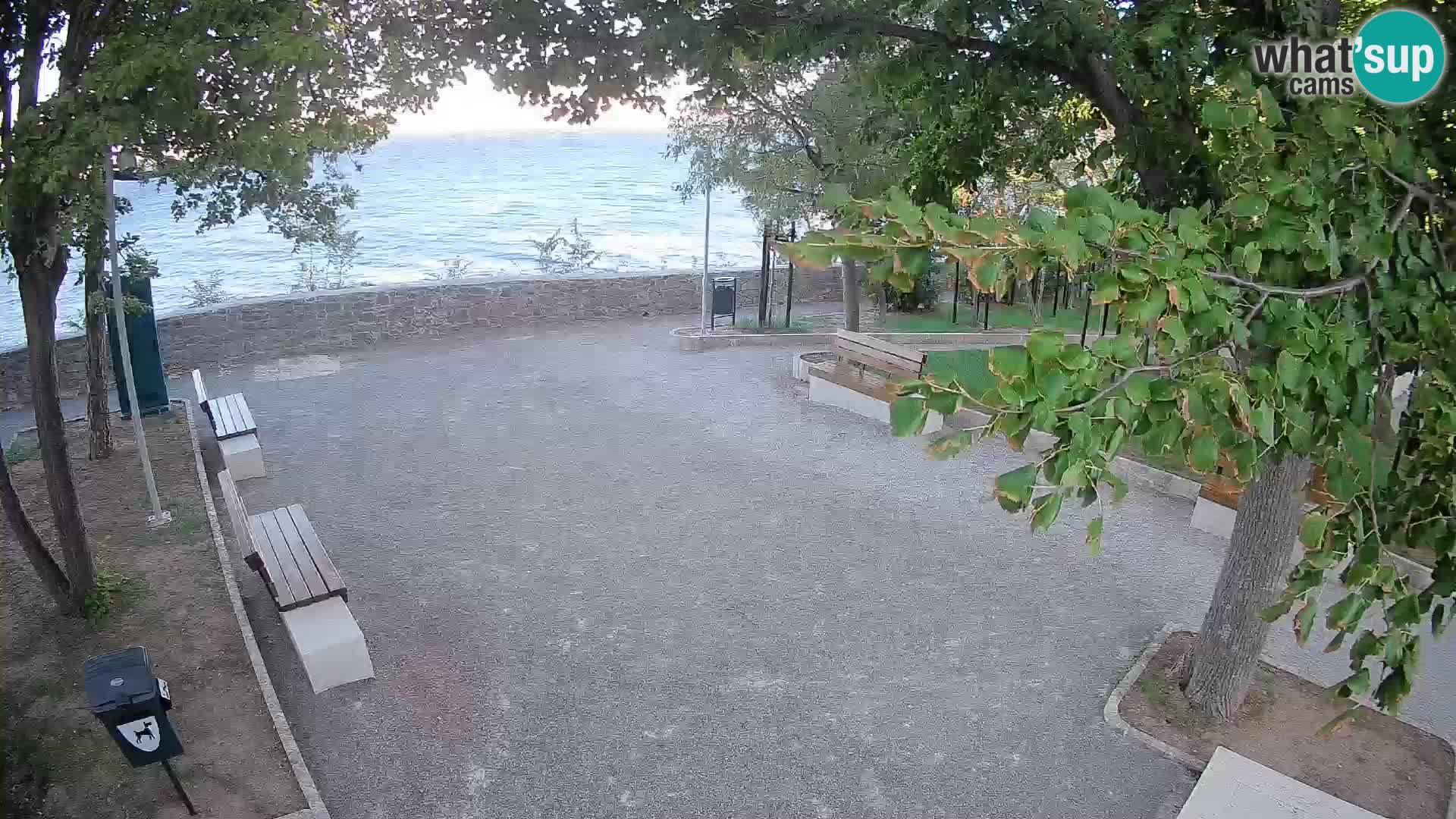 Webcam Senj en direct – Parc des Écrivains et canal du Velebit