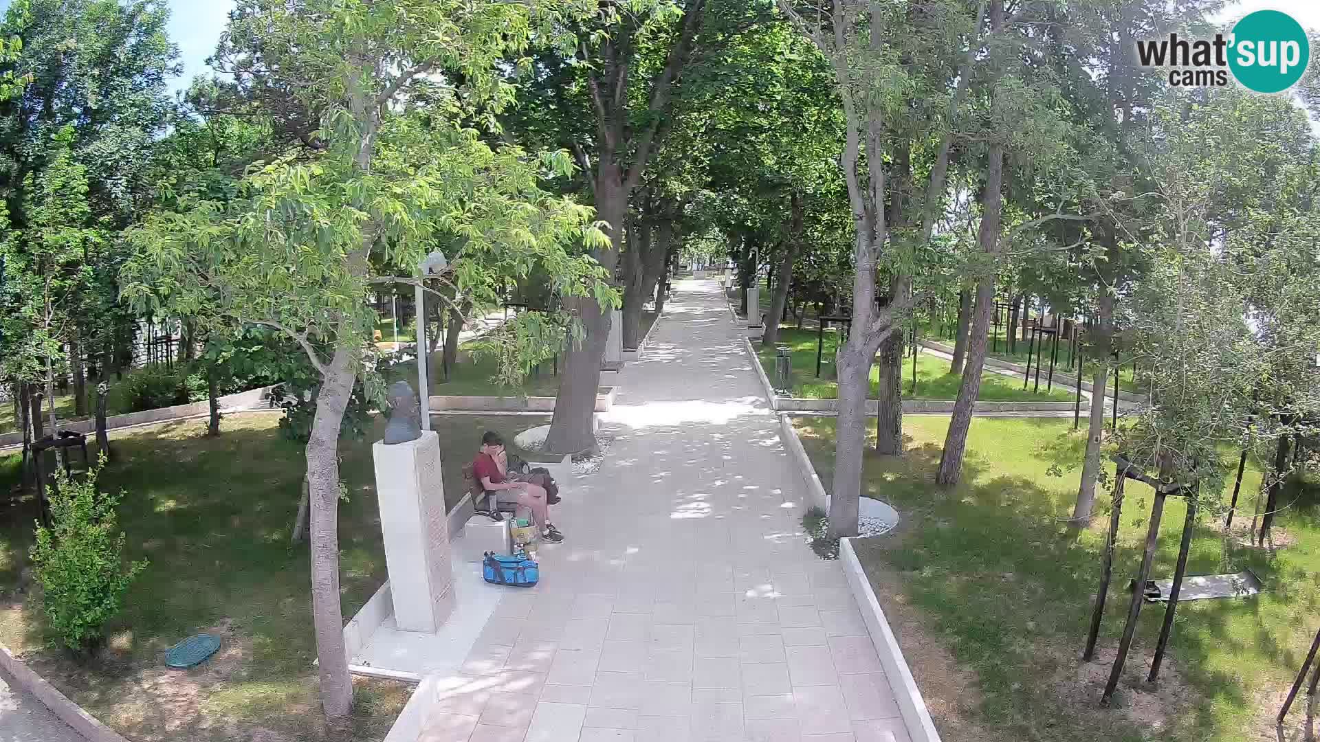 Park pisateljev Senj – Pogled v živo ob morju