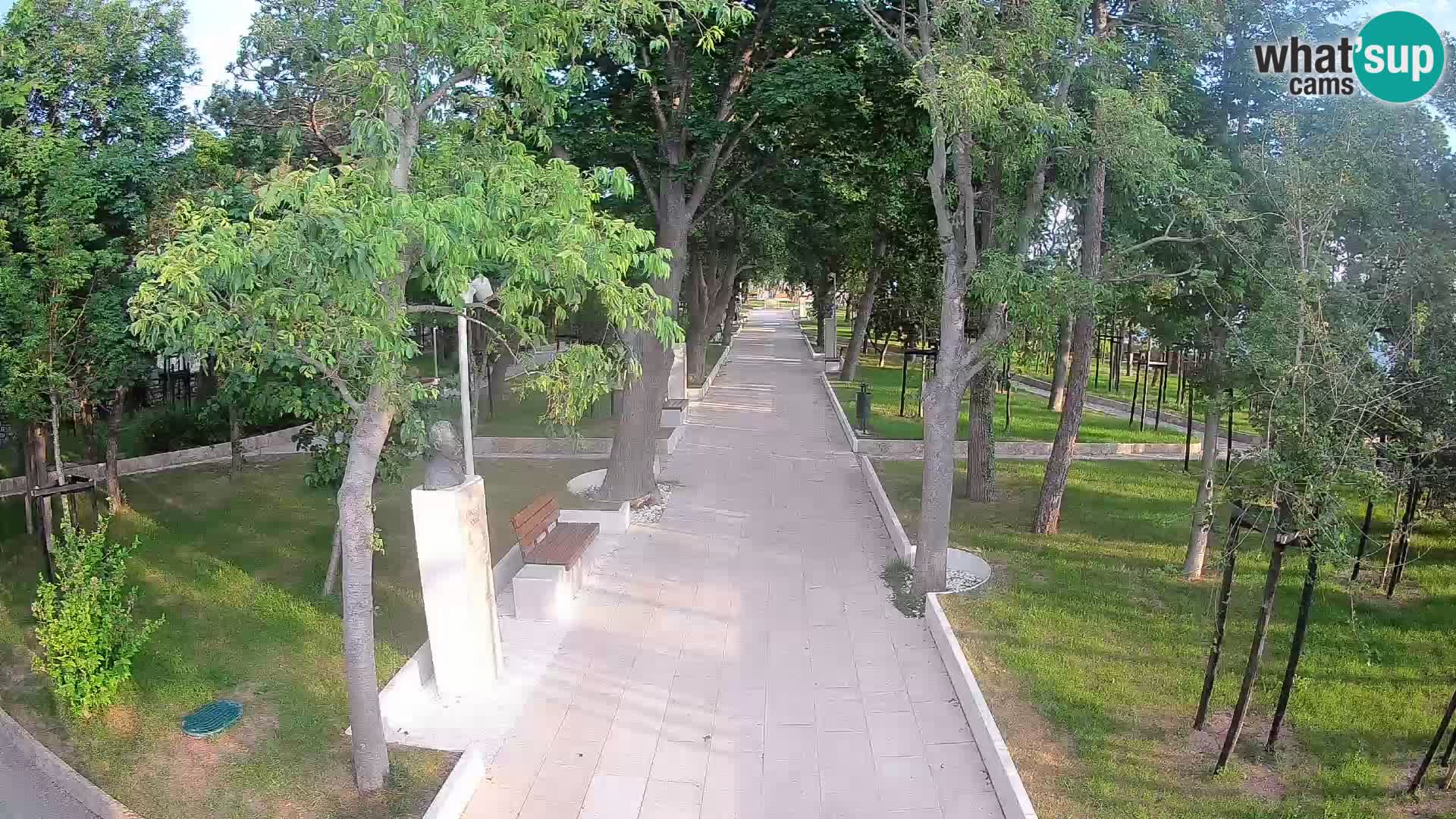 Park pisateljev Senj – Pogled v živo ob morju