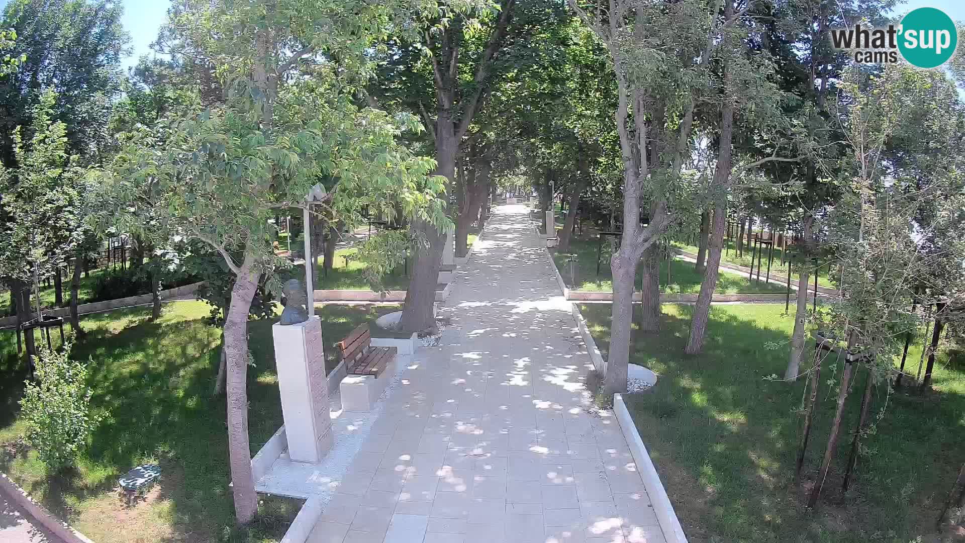 Writers’ Park Webcam Senj – Live by the Sea