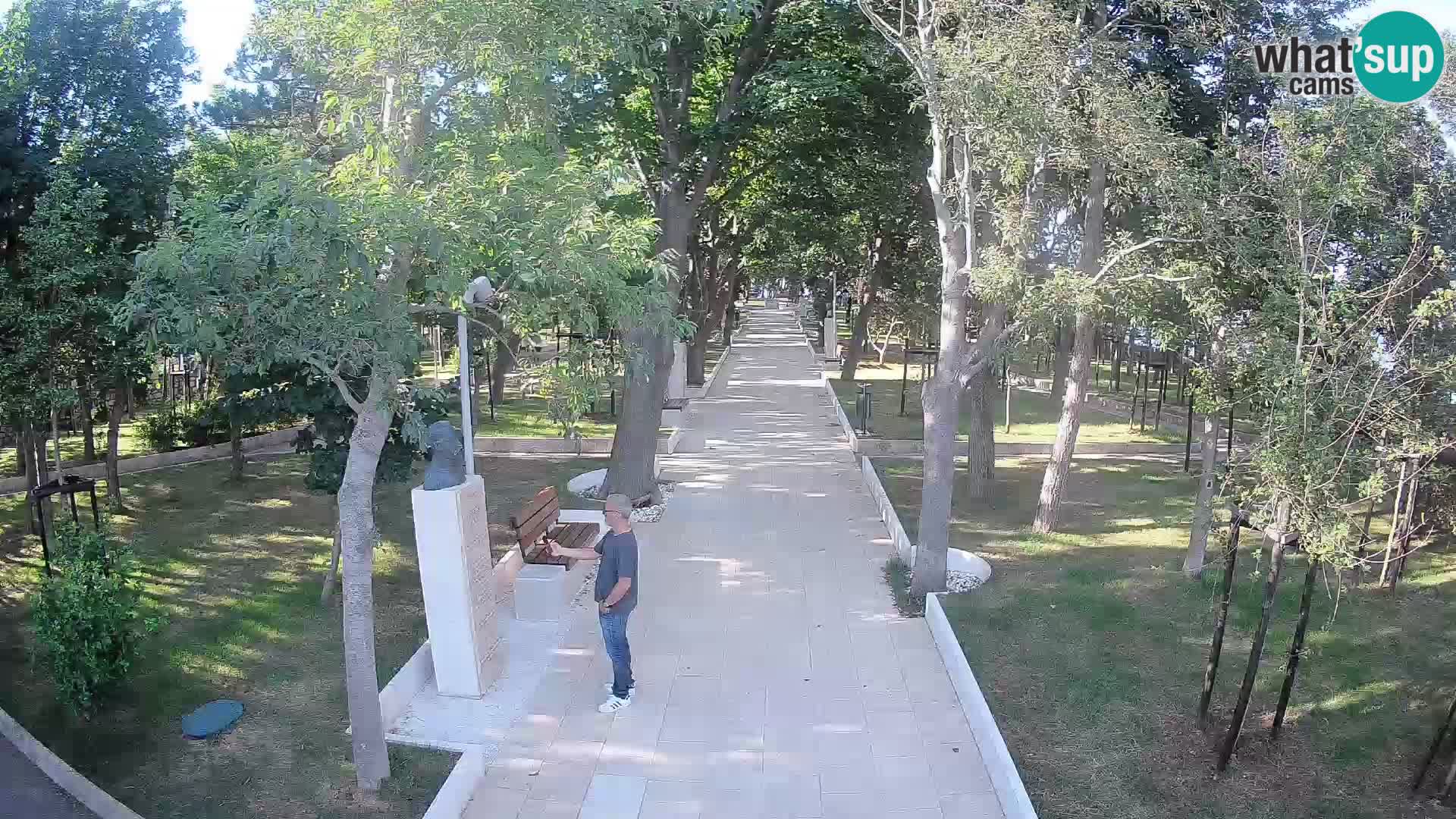 Park pisateljev Senj – Pogled v živo ob morju