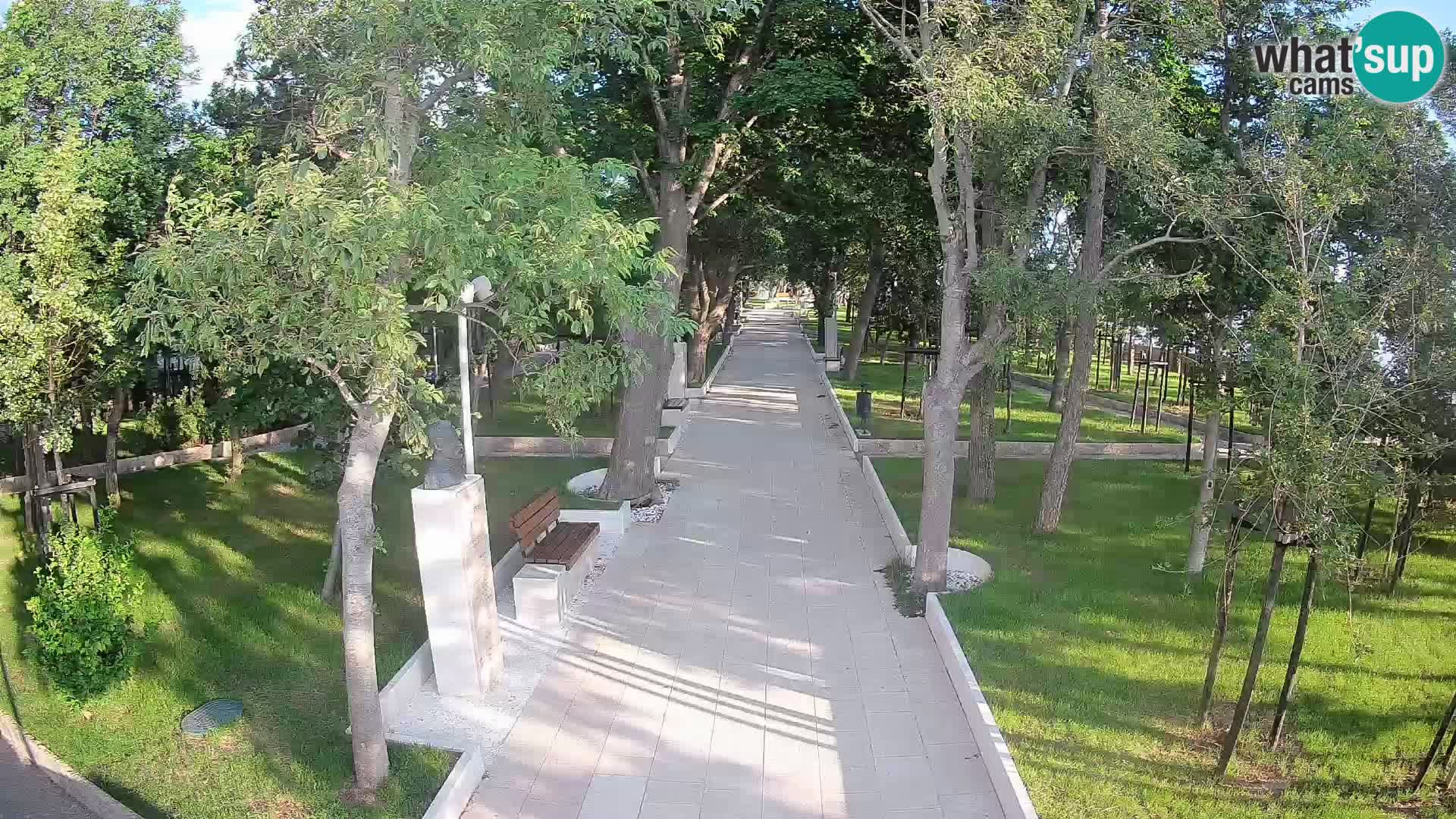 Park pisateljev Senj – Pogled v živo ob morju