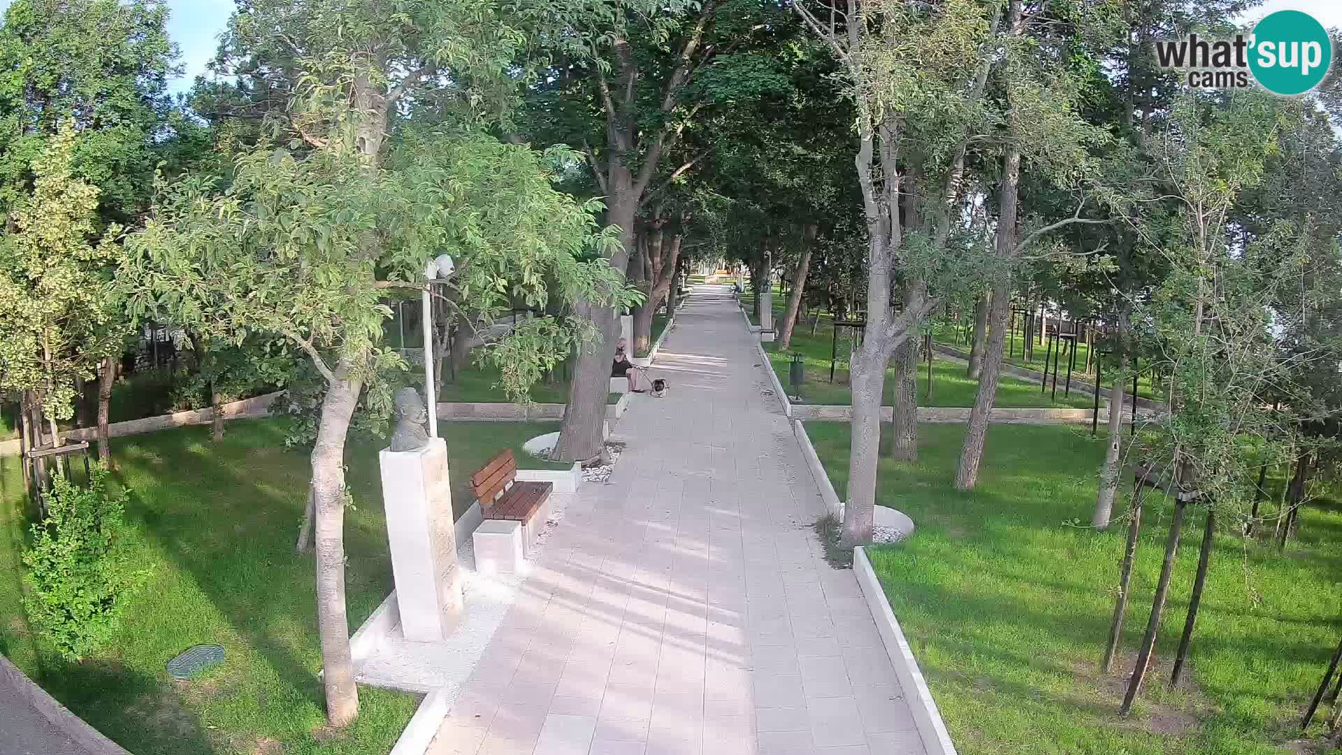 Park pisateljev Senj – Pogled v živo ob morju