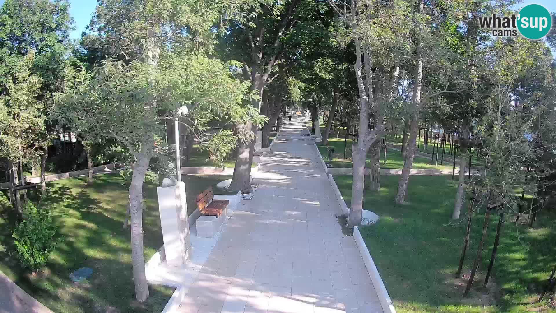 Park pisateljev Senj – Pogled v živo ob morju