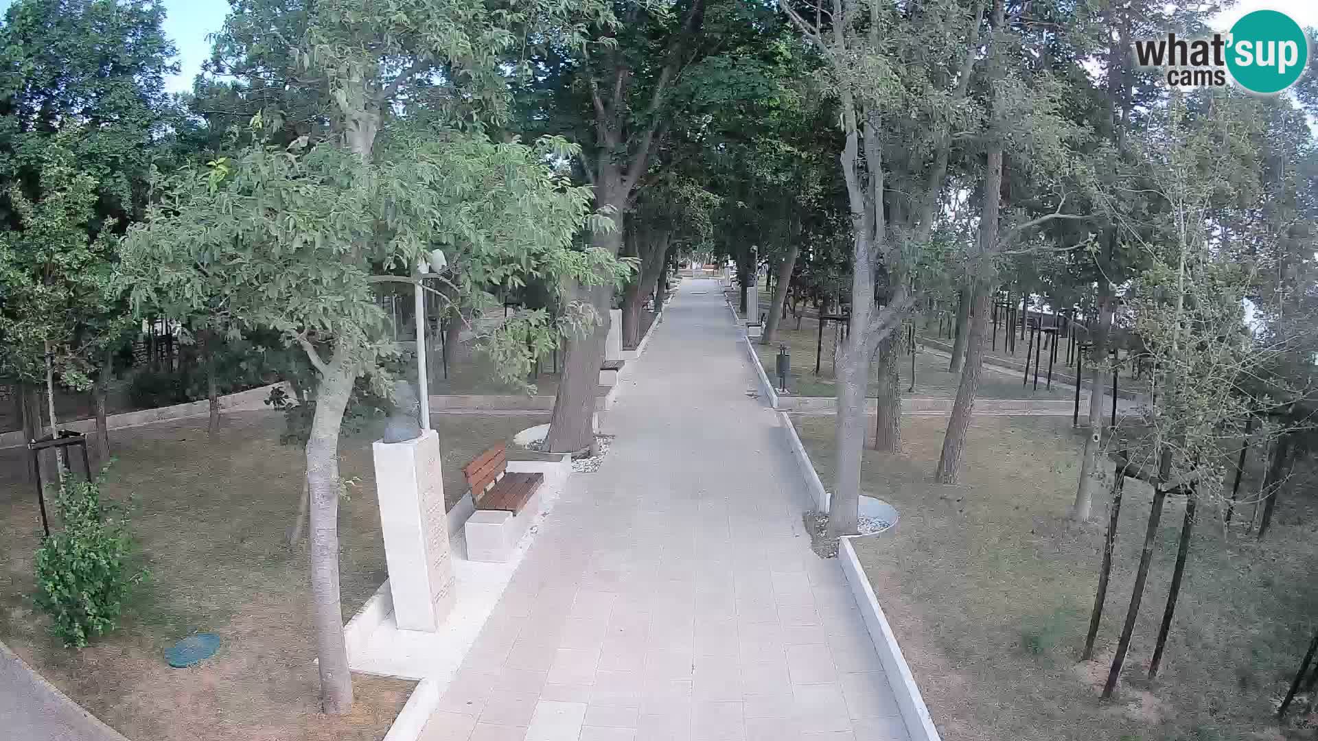 Park pisateljev Senj – Pogled v živo ob morju