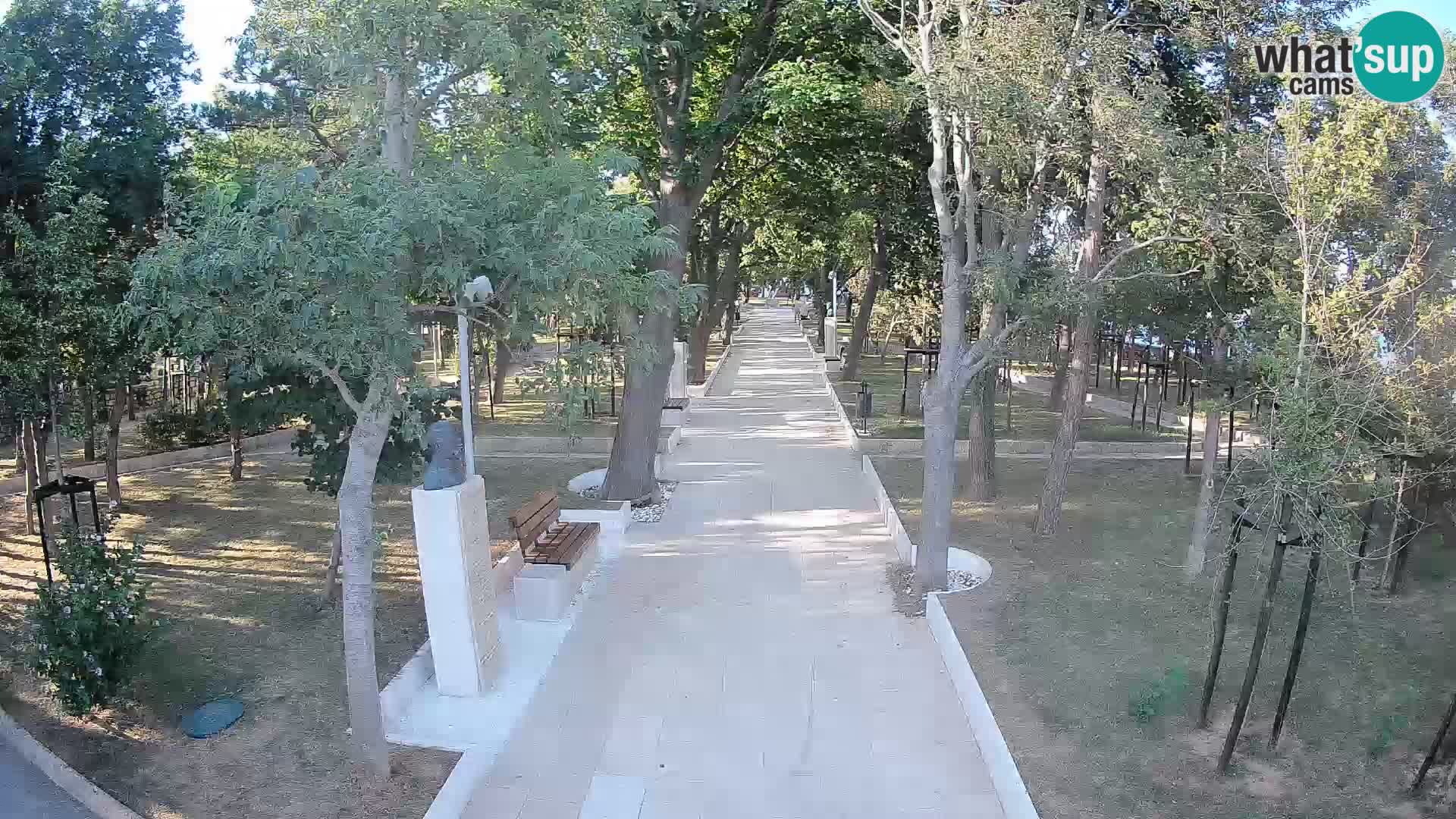 Park pisateljev Senj – Pogled v živo ob morju