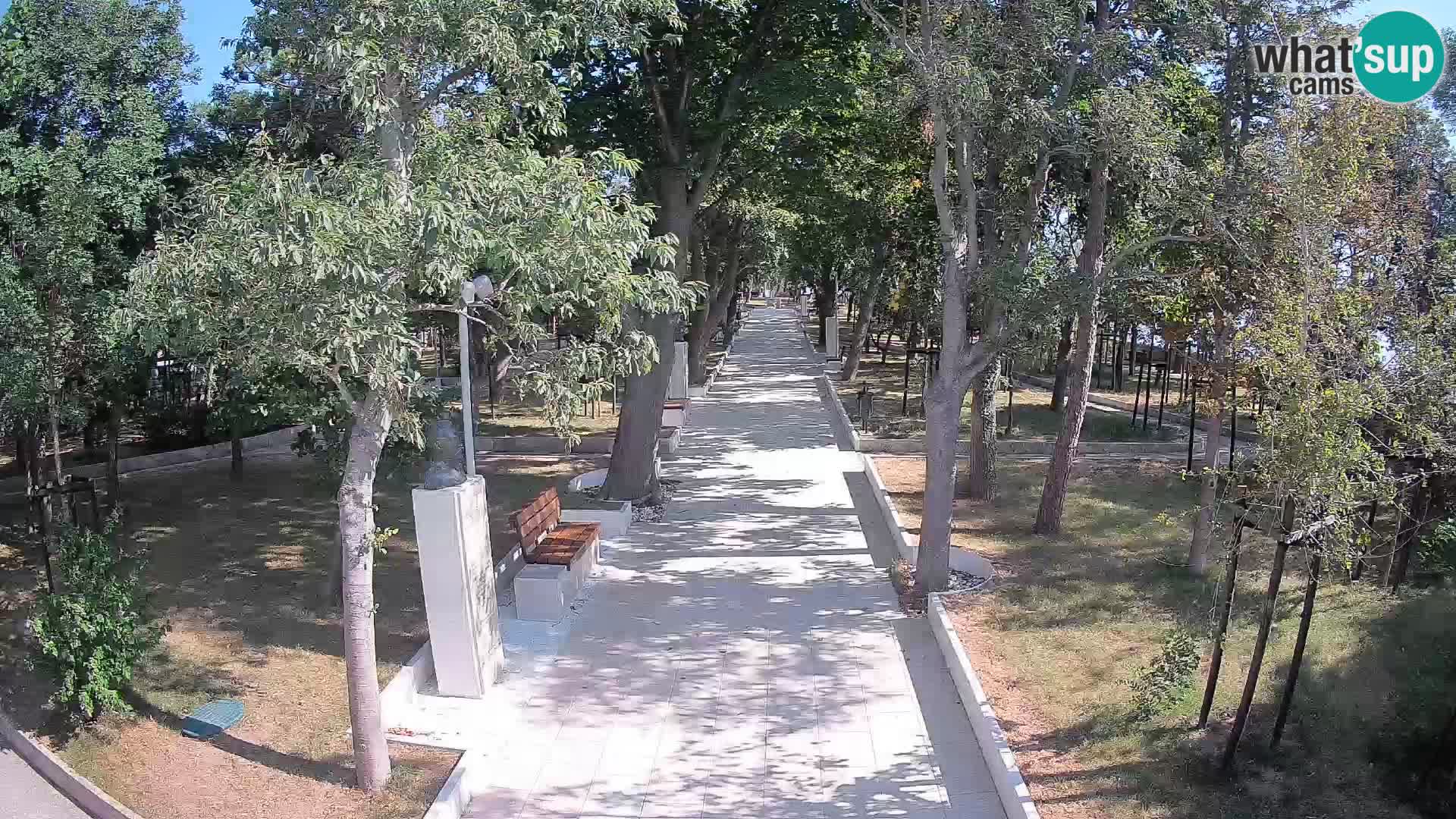 Park pisateljev Senj – Pogled v živo ob morju