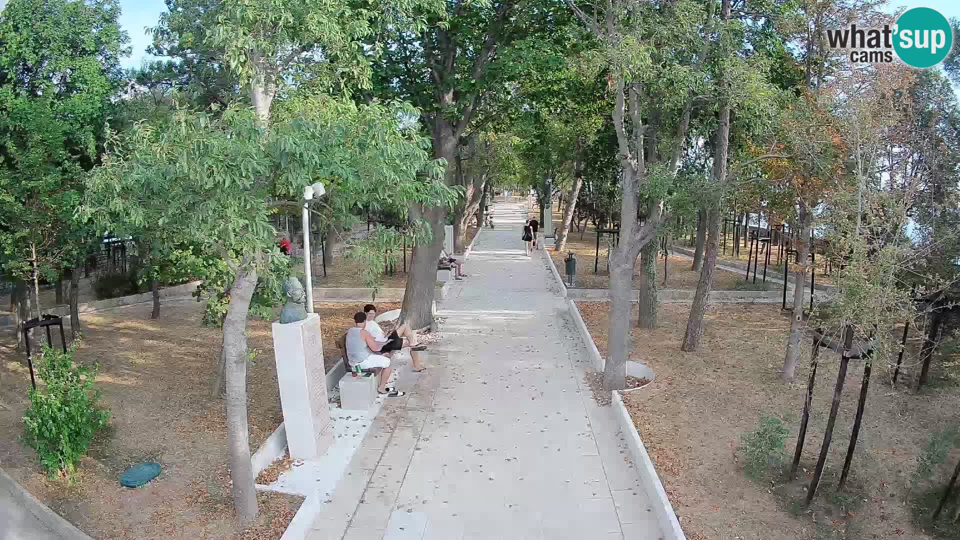 Park pisateljev Senj – Pogled v živo ob morju