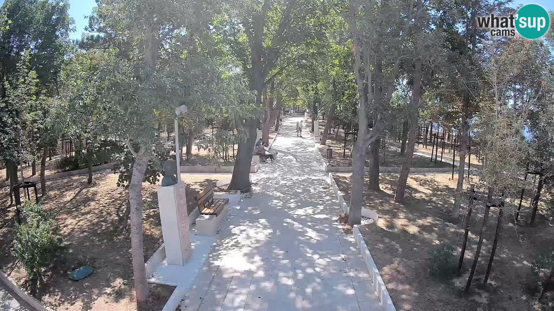 Park pisateljev Senj – Pogled v živo ob morju