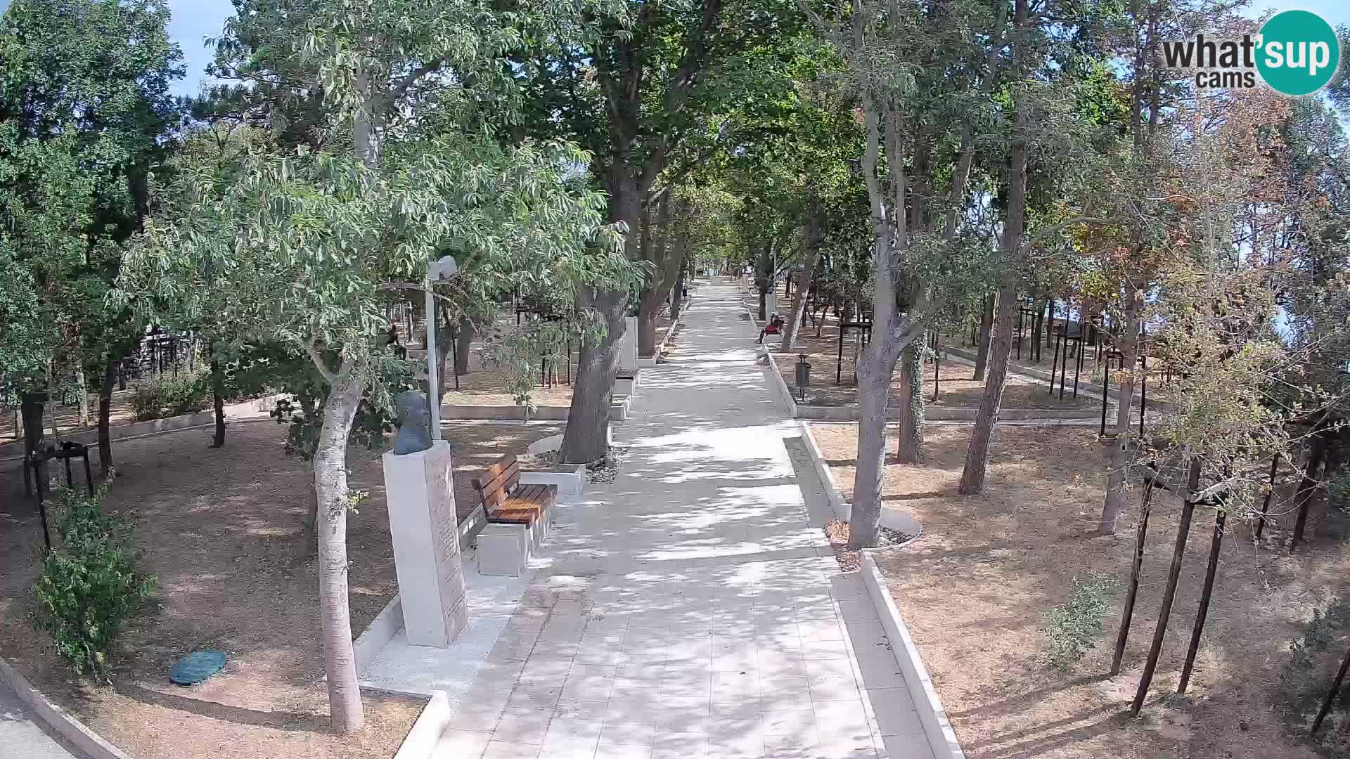 Park pisateljev Senj – Pogled v živo ob morju