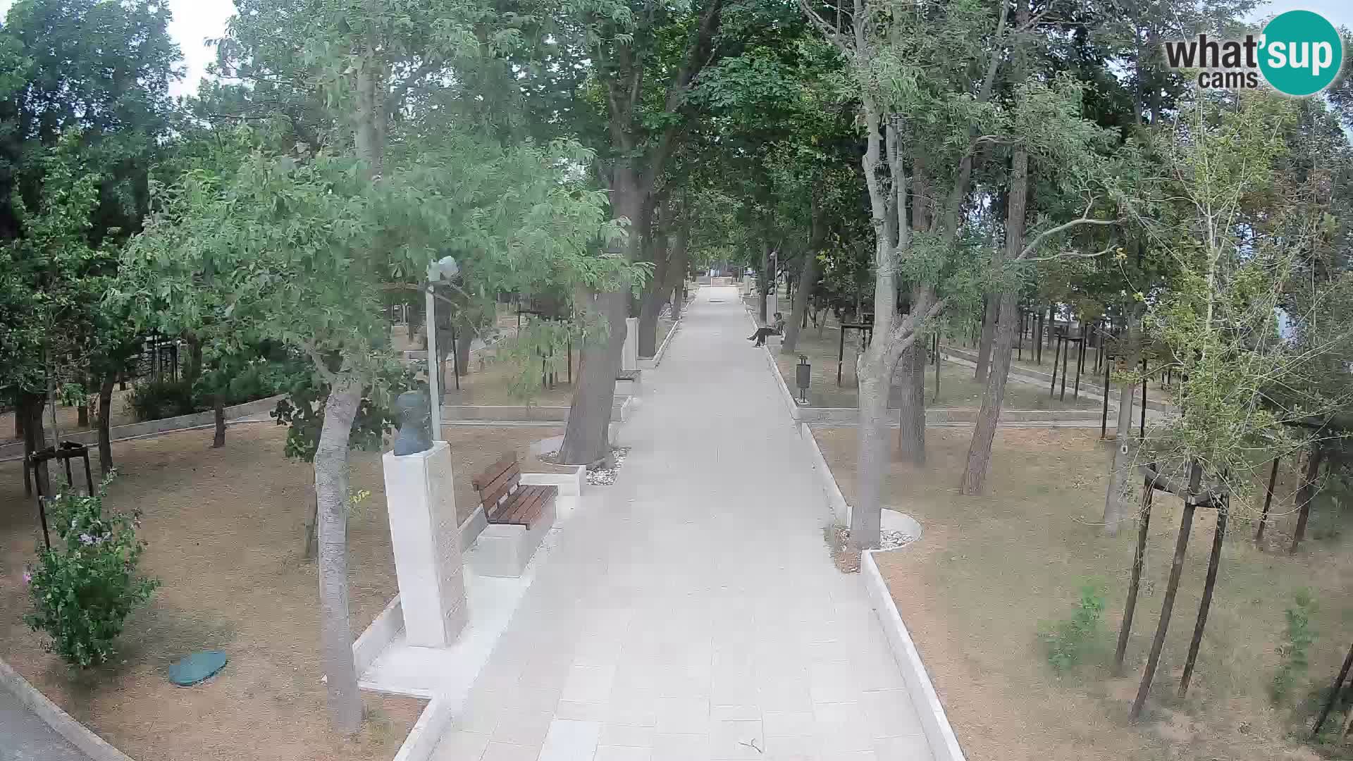 Park pisateljev Senj – Pogled v živo ob morju