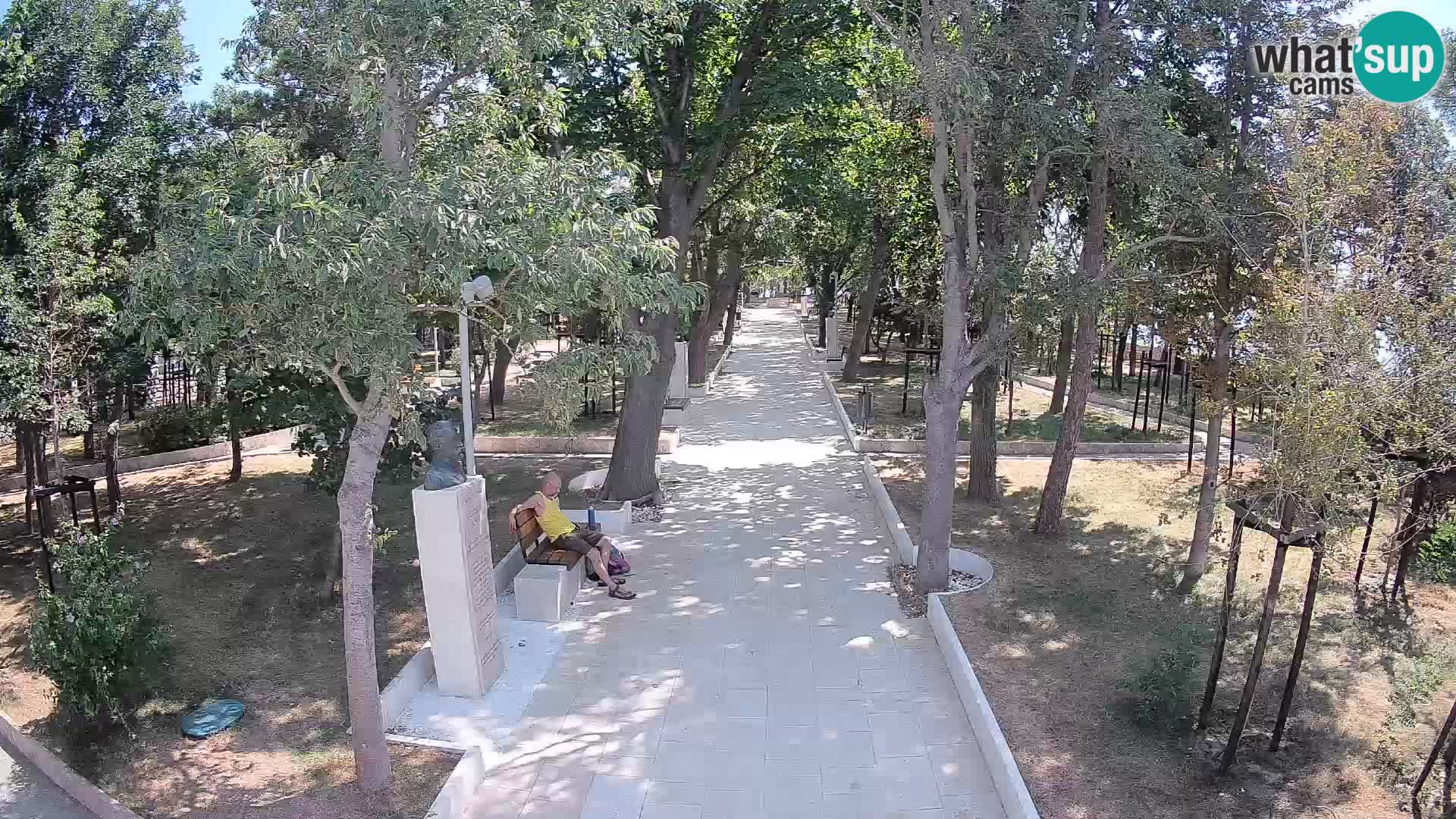 Park pisateljev Senj – Pogled v živo ob morju