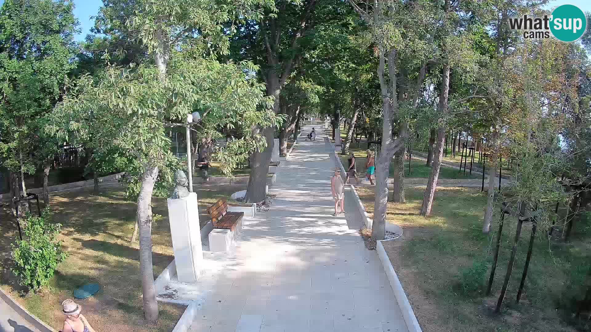 Park pisateljev Senj – Pogled v živo ob morju