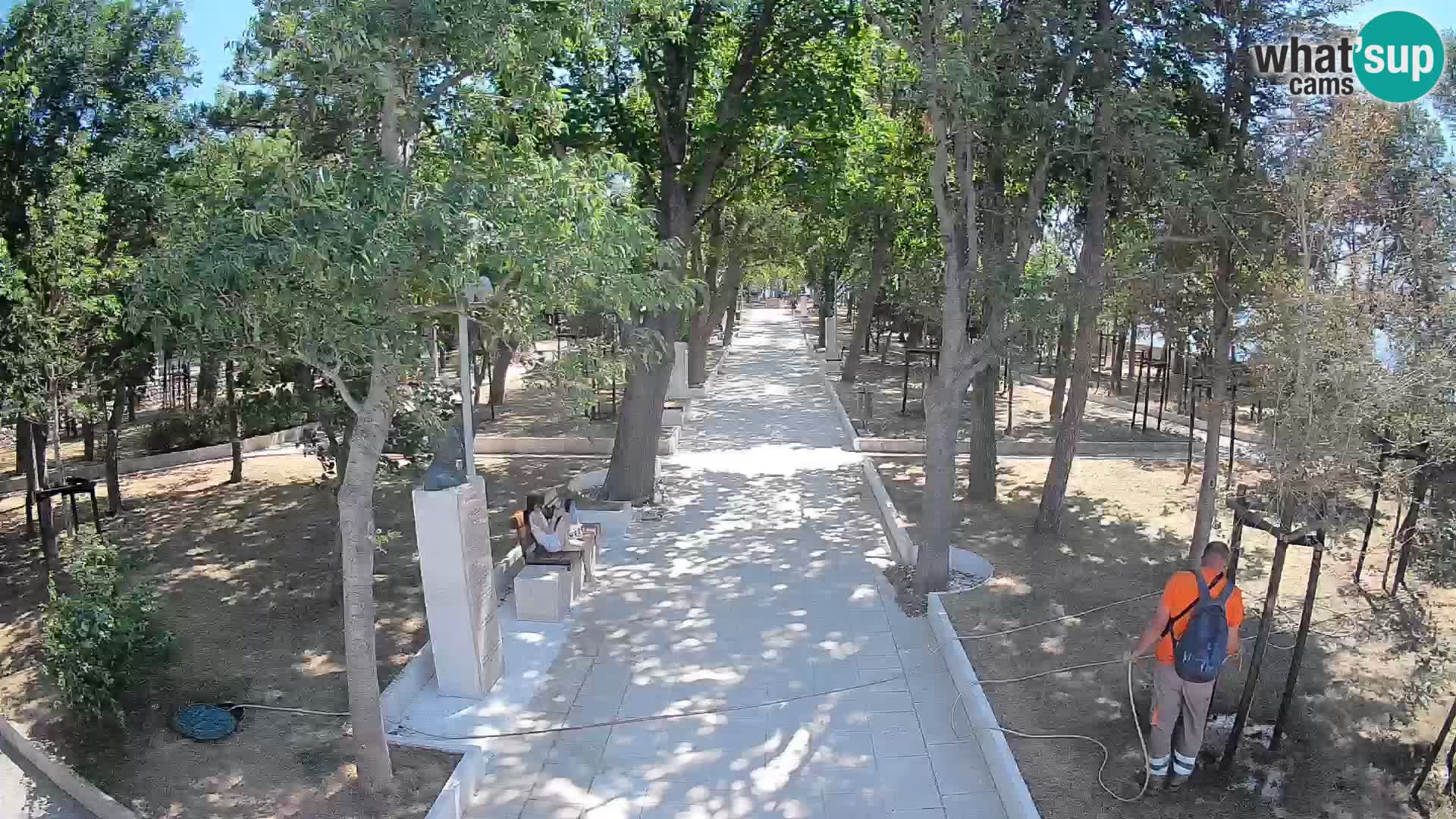 Park pisateljev Senj – Pogled v živo ob morju