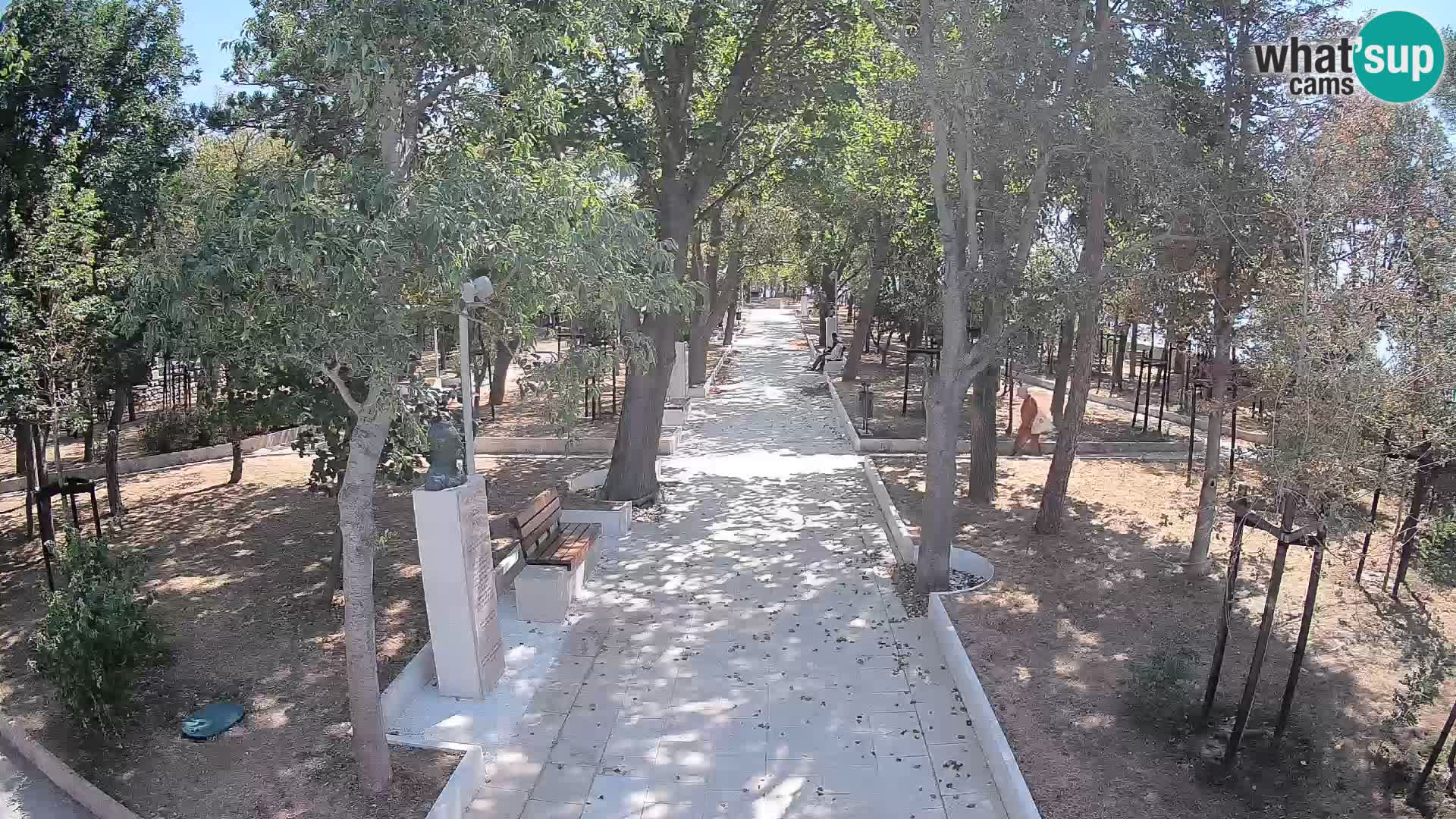 Park pisateljev Senj – Pogled v živo ob morju