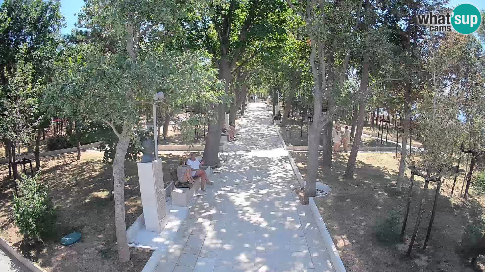 Park pisateljev Senj – Pogled v živo ob morju