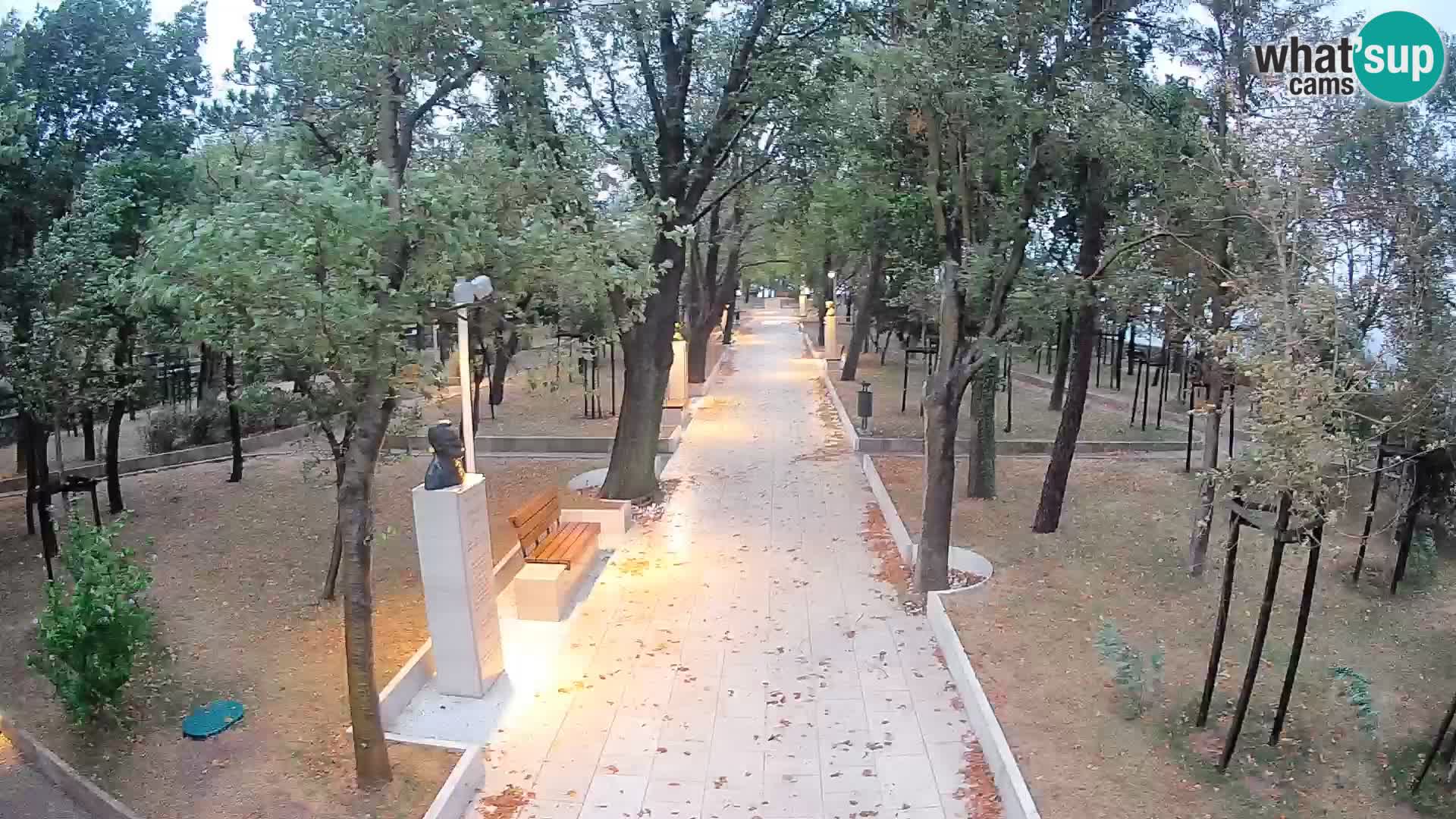 Webcam Schriftstellerpark Senj – Live am Meer
